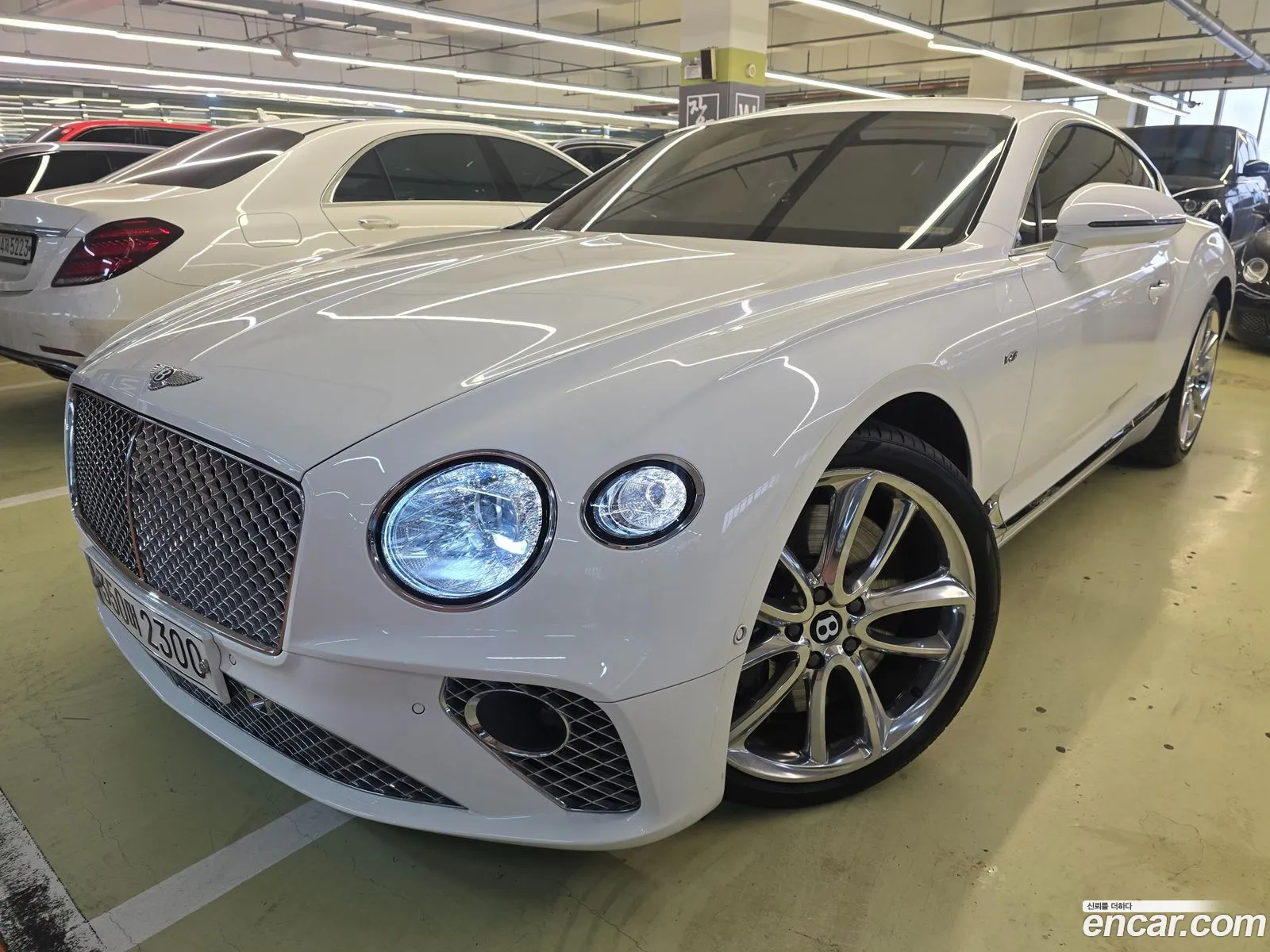 Bentley Continental GT 2020 — 17