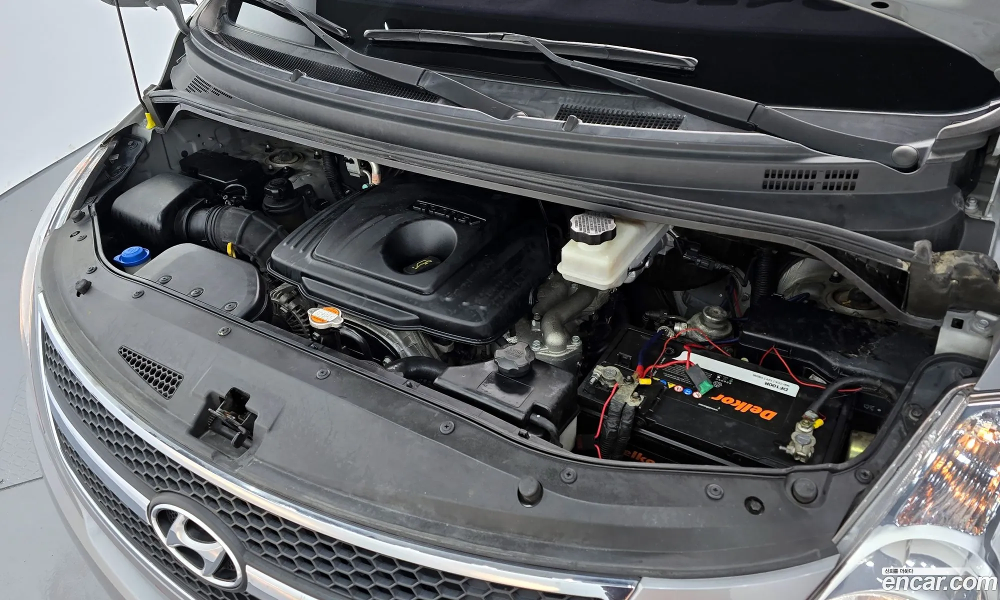 Hyundai Grand Starex 2011 — 13