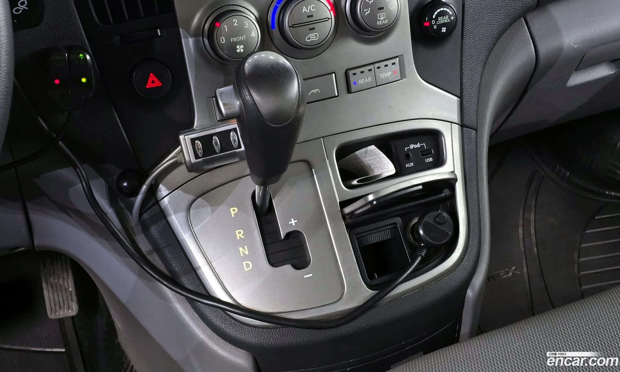 Hyundai Grand Starex 2011 — 19