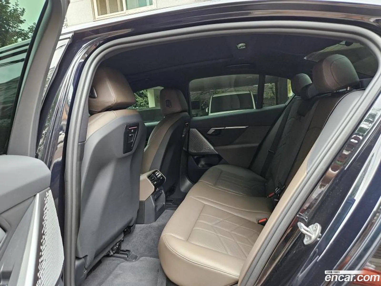 BMW 5 Series 2024 — 13