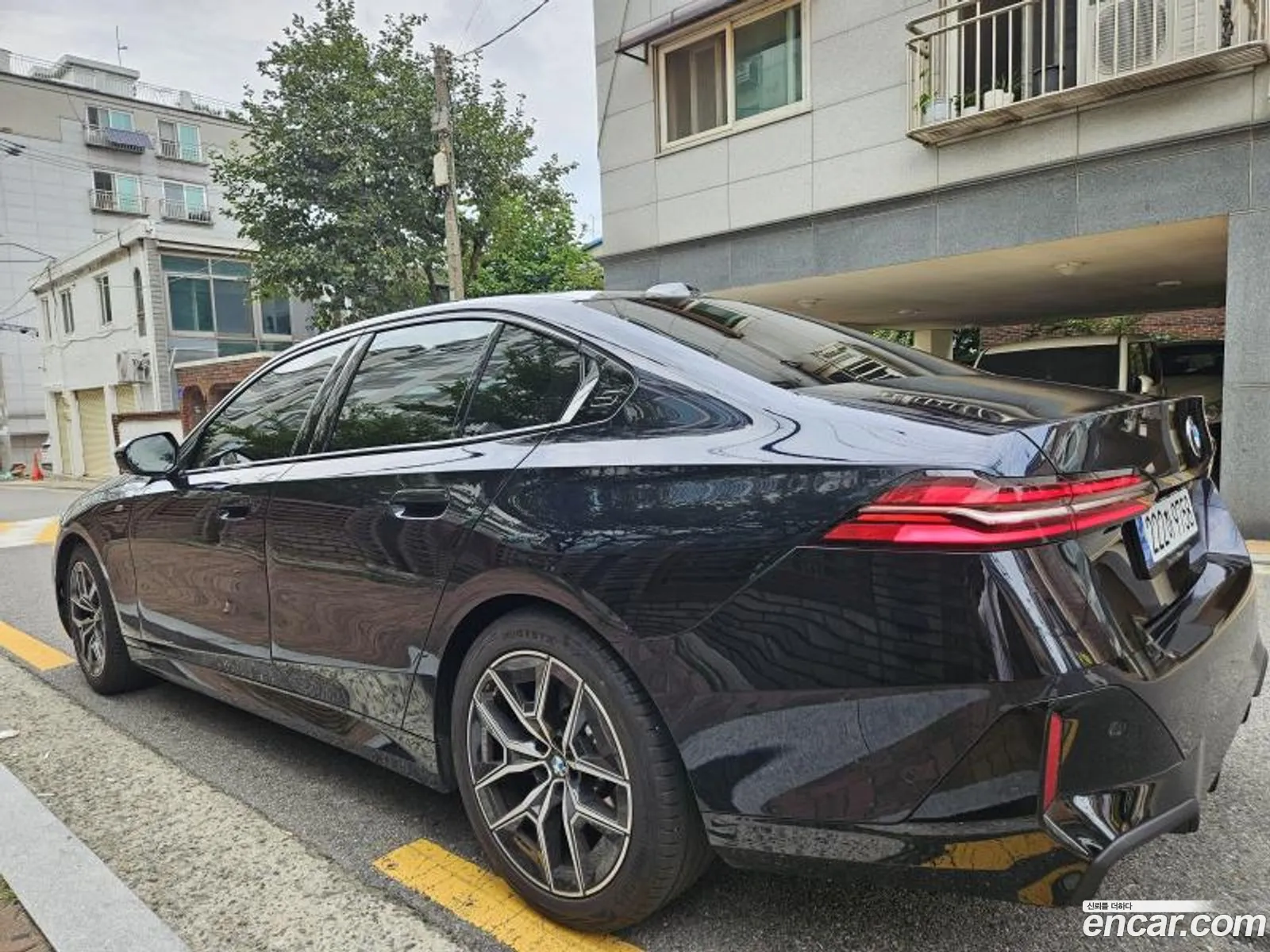 BMW 5 Series 2024 — 5