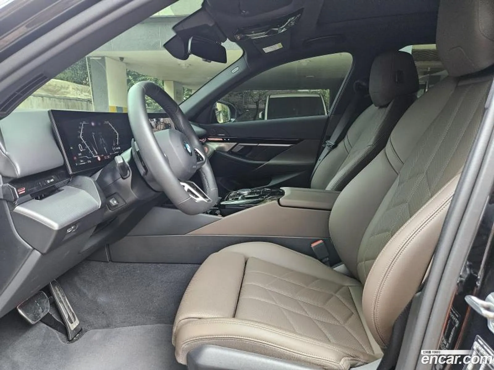 BMW 5 Series 2024 — 6