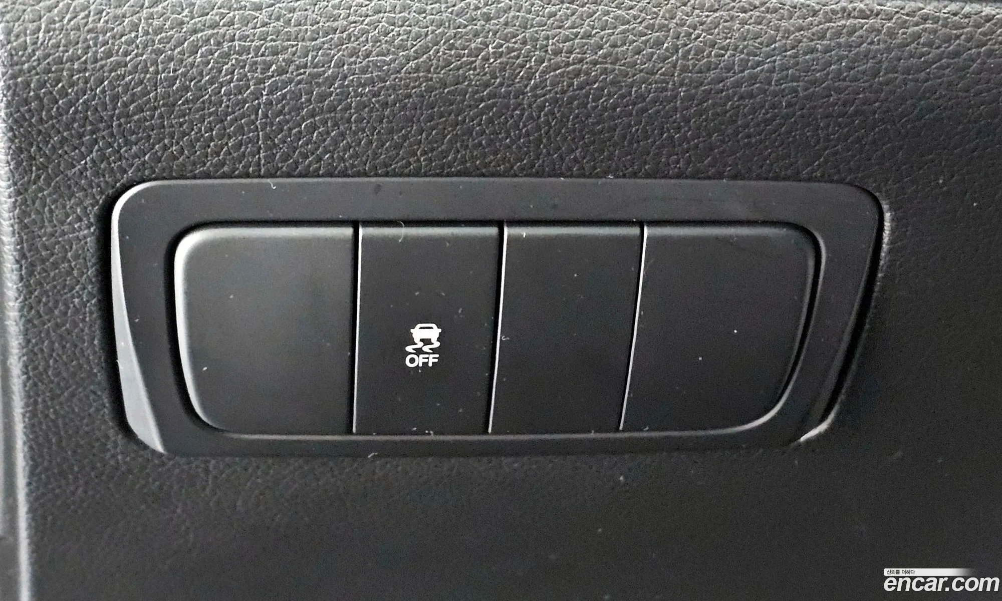 KG Mobility (SsangYong) Korando C 2012 — 18