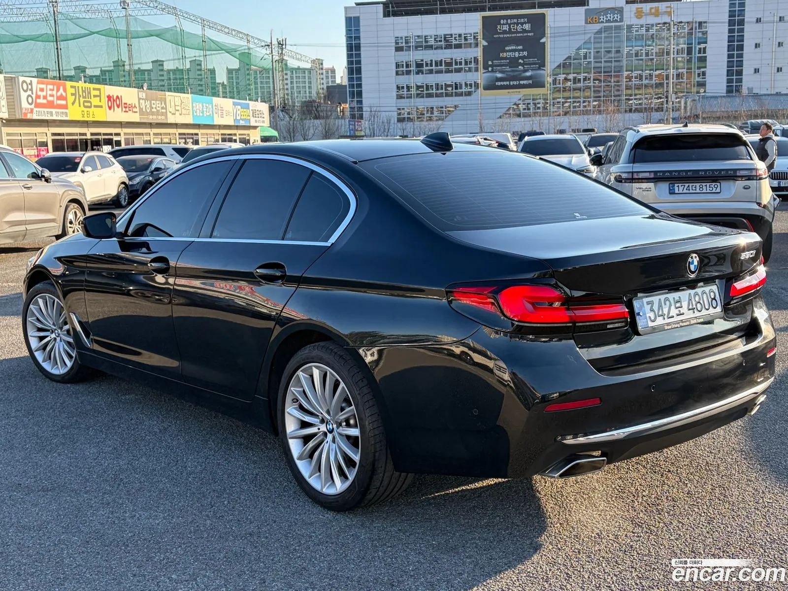 BMW 5 Series 2023 — 18