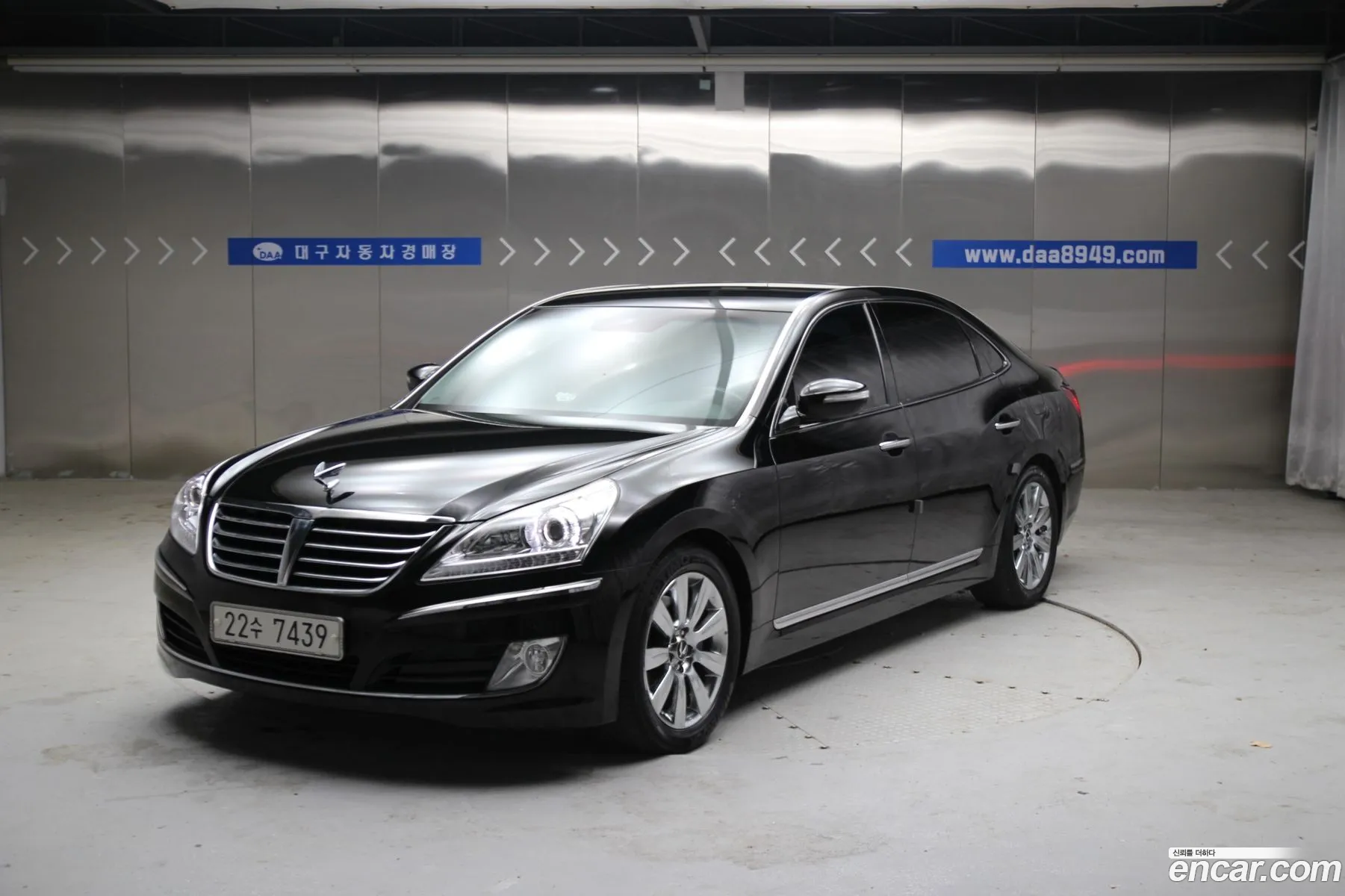 Hyundai Equus 2009 — 18