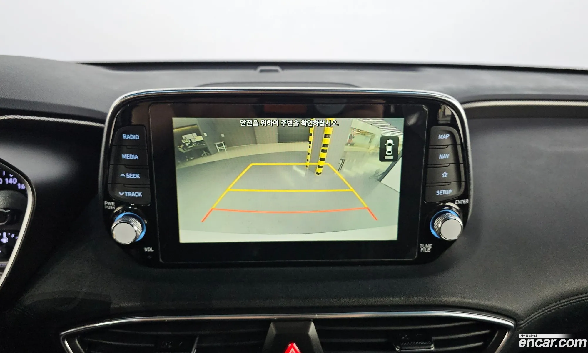 Hyundai Santa Fe TM 2019 — 19