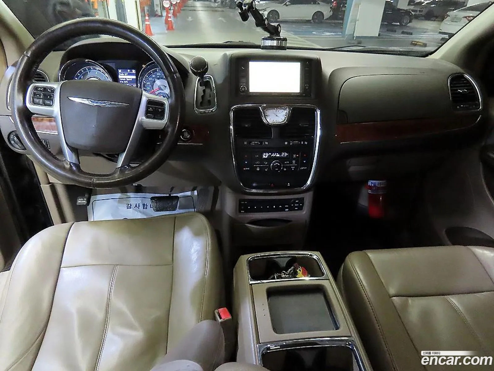 Chrysler Grand Voyager 2011 — 3