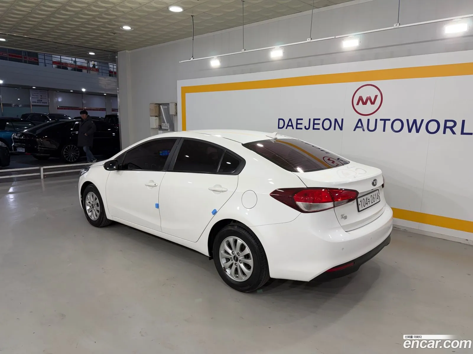 Kia K3 2017 — 2