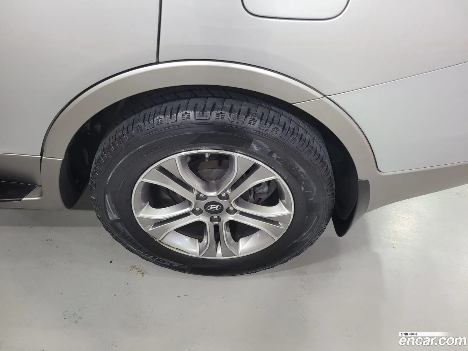 Hyundai Veracruz 2015 — 17