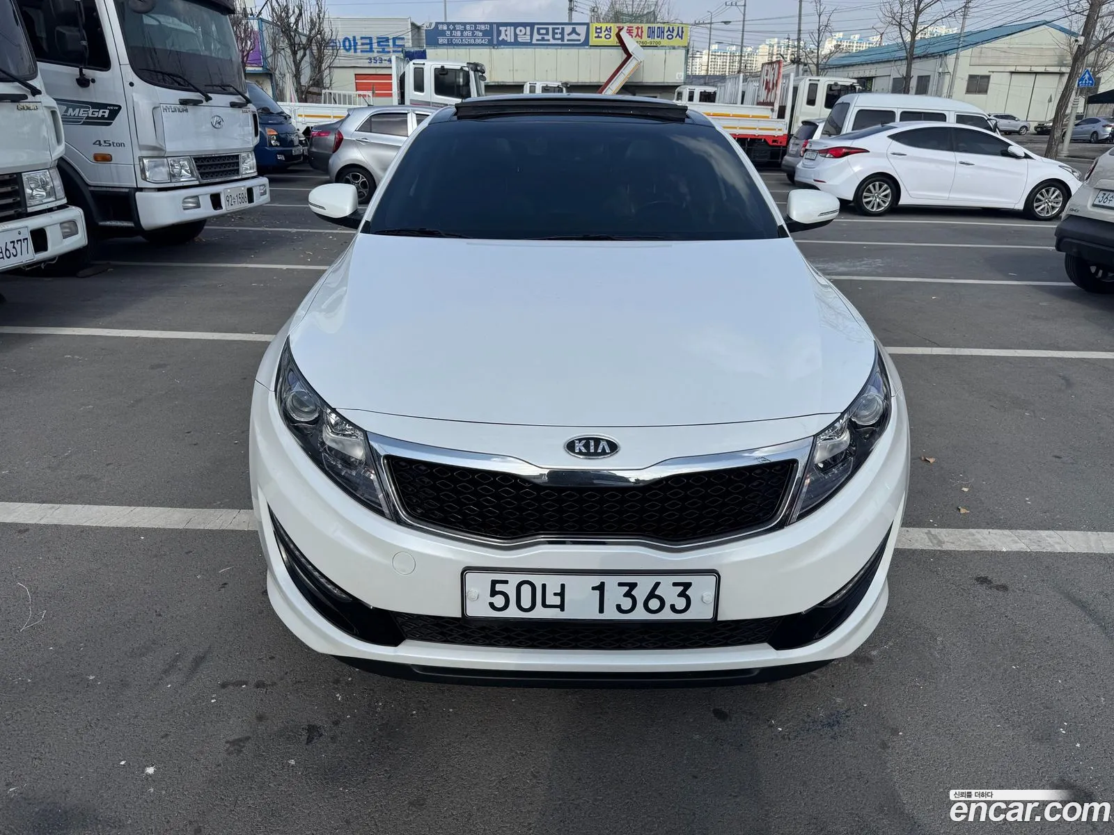 Kia K5 2010 — 2