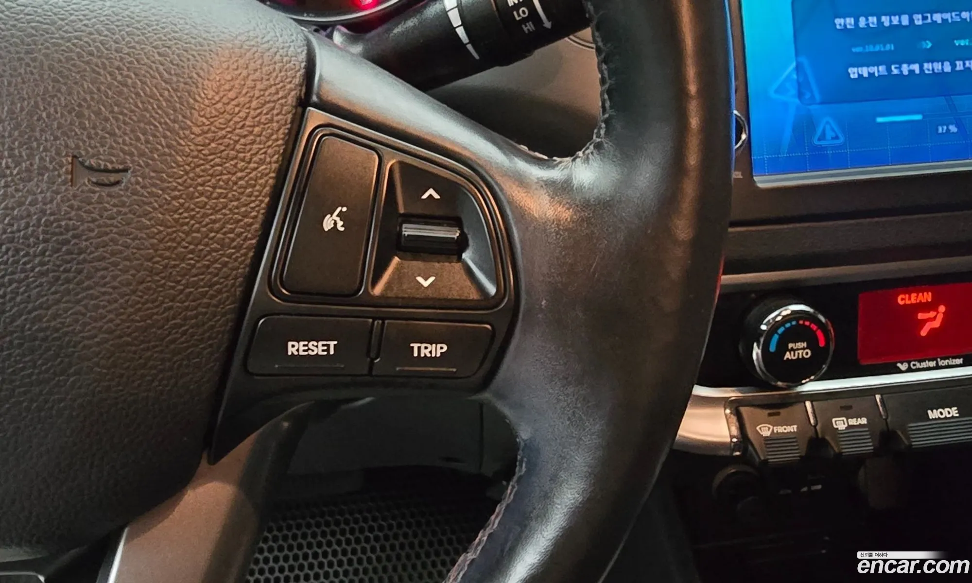 Kia Pride 2014 — 12