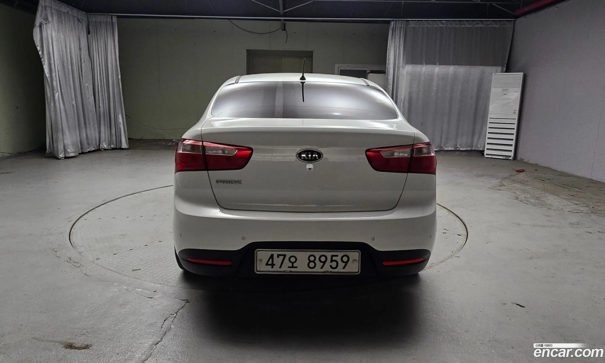 Kia Pride 2014 — 13