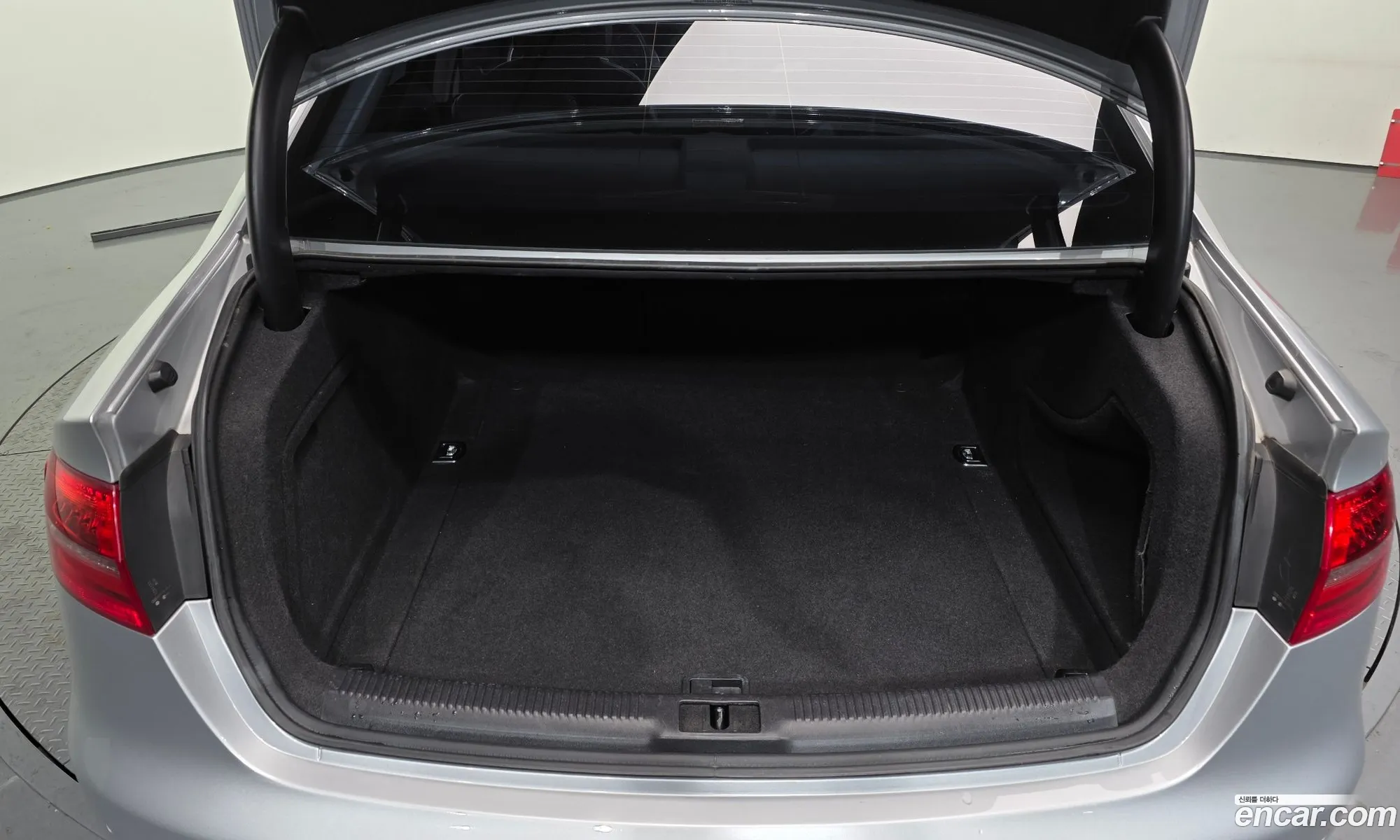 Audi A4 2014 WAUZZZ8K1EA131038 — 4