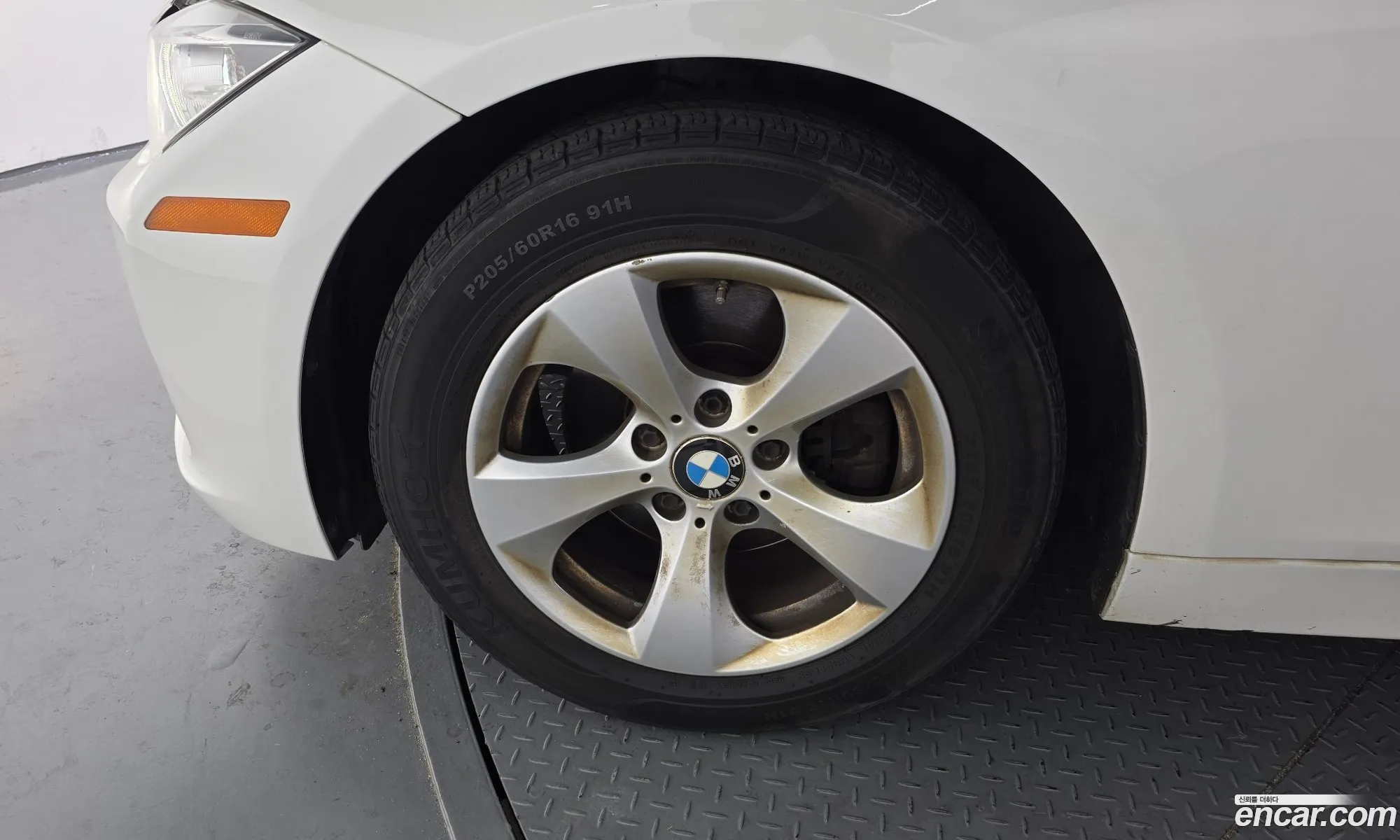 BMW 3 Series 2015 WBA3E1103FF947975 — 2