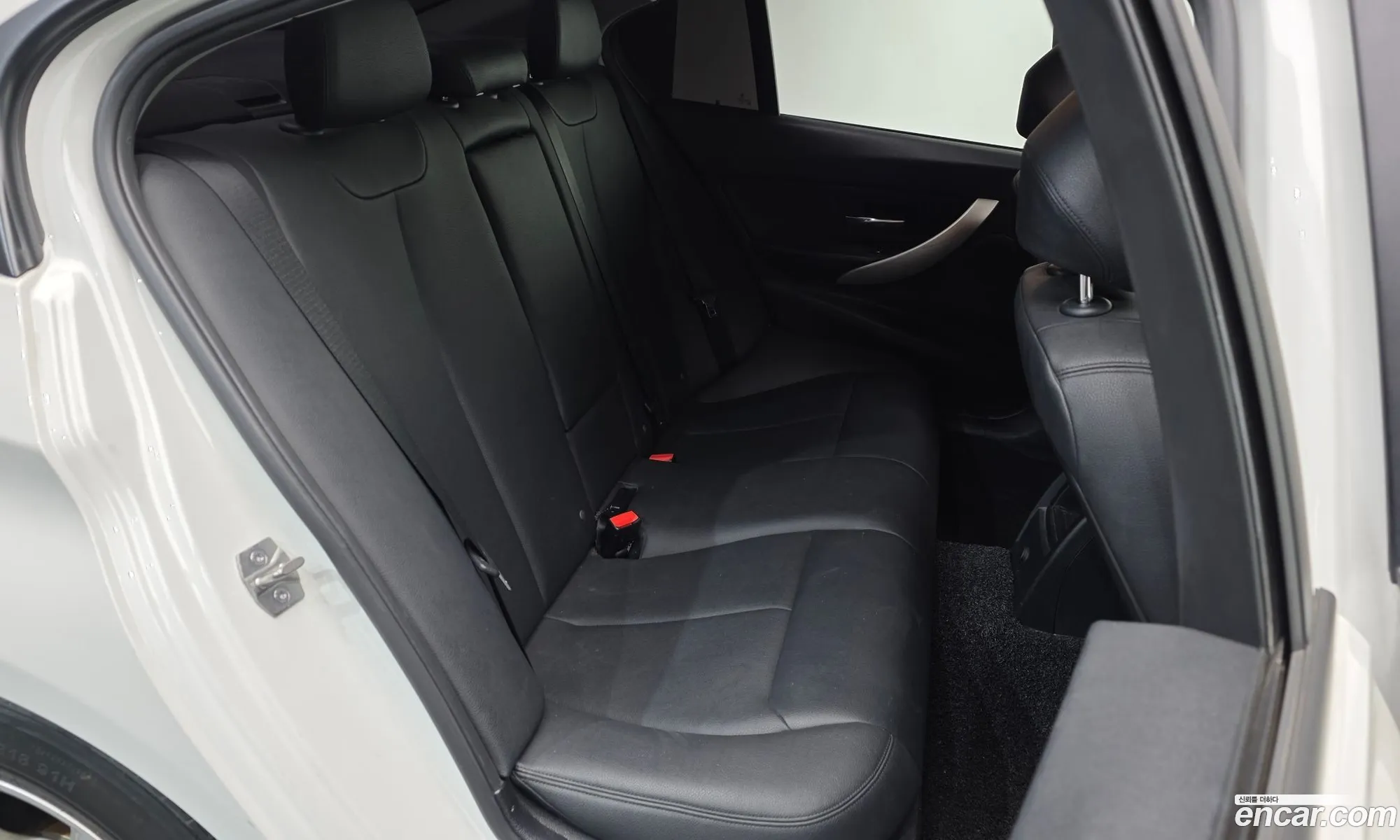 BMW 3 Series 2015 WBA3E1103FF947975 — 15