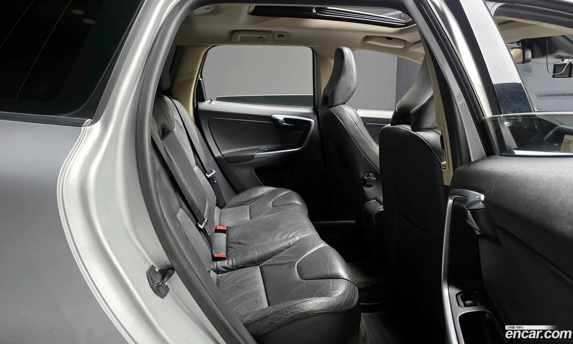 Volvo XC60 2013 YV1DZ88K0D2401393 — 6