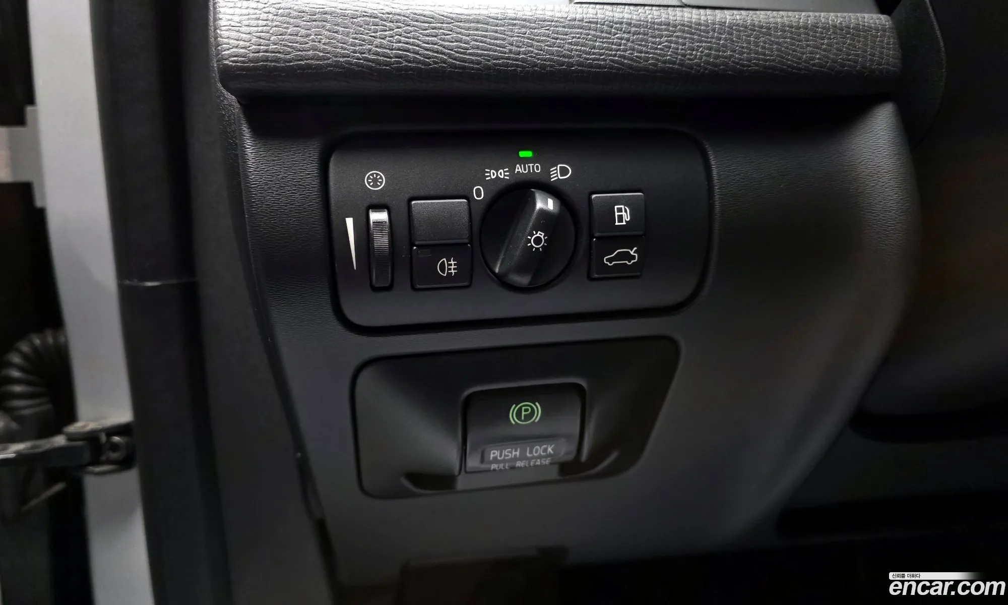 Volvo XC60 2013 YV1DZ88K0D2401393 — 7