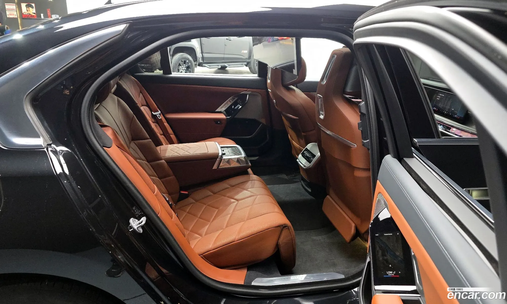 BMW 7 Series 2023 — 18