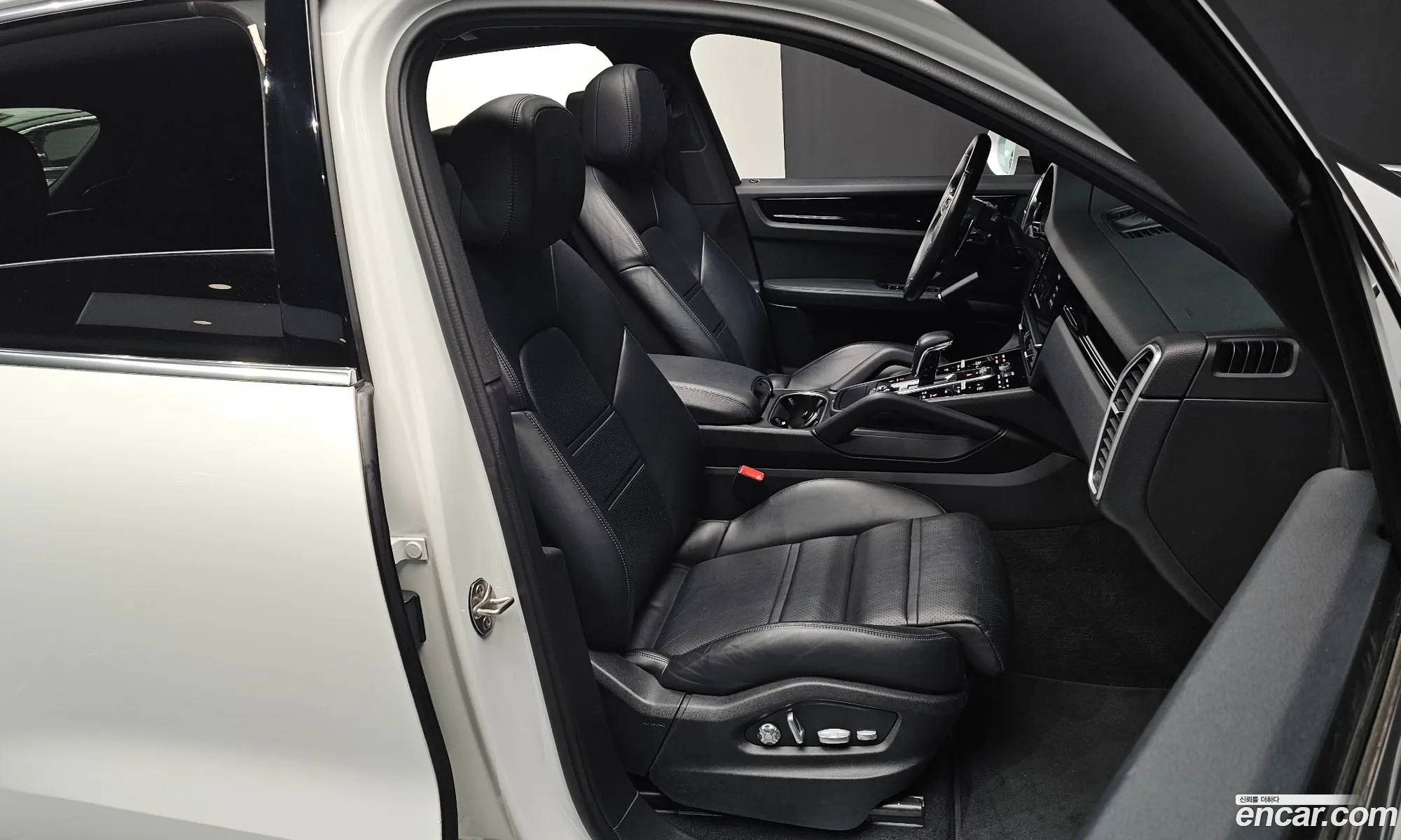 Porsche Cayenne 2020 WP1AA29Y3MDA02313 — 5