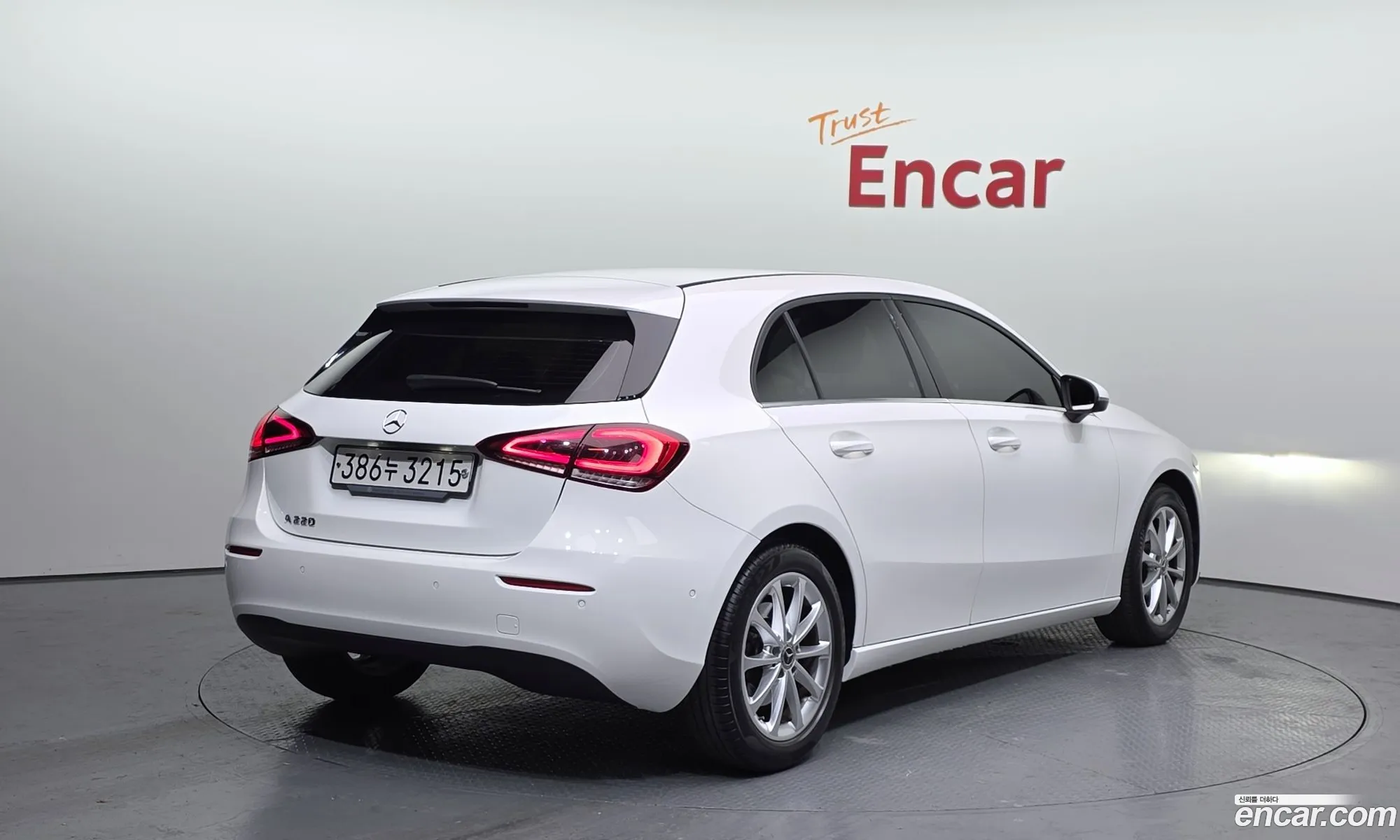 Mercedes-Benz A-Class W177 2019 — 17