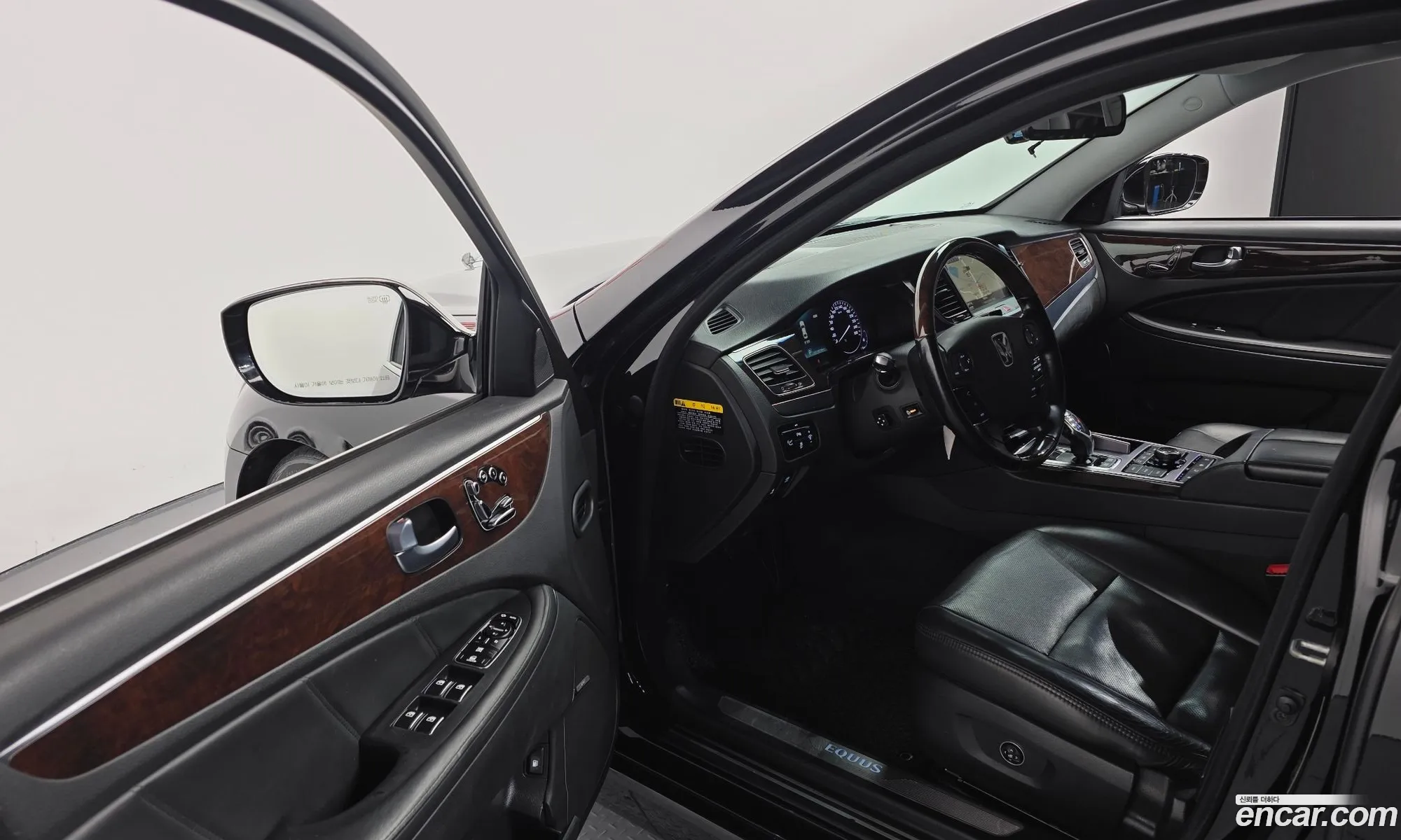 Hyundai Equus 2014 — 20