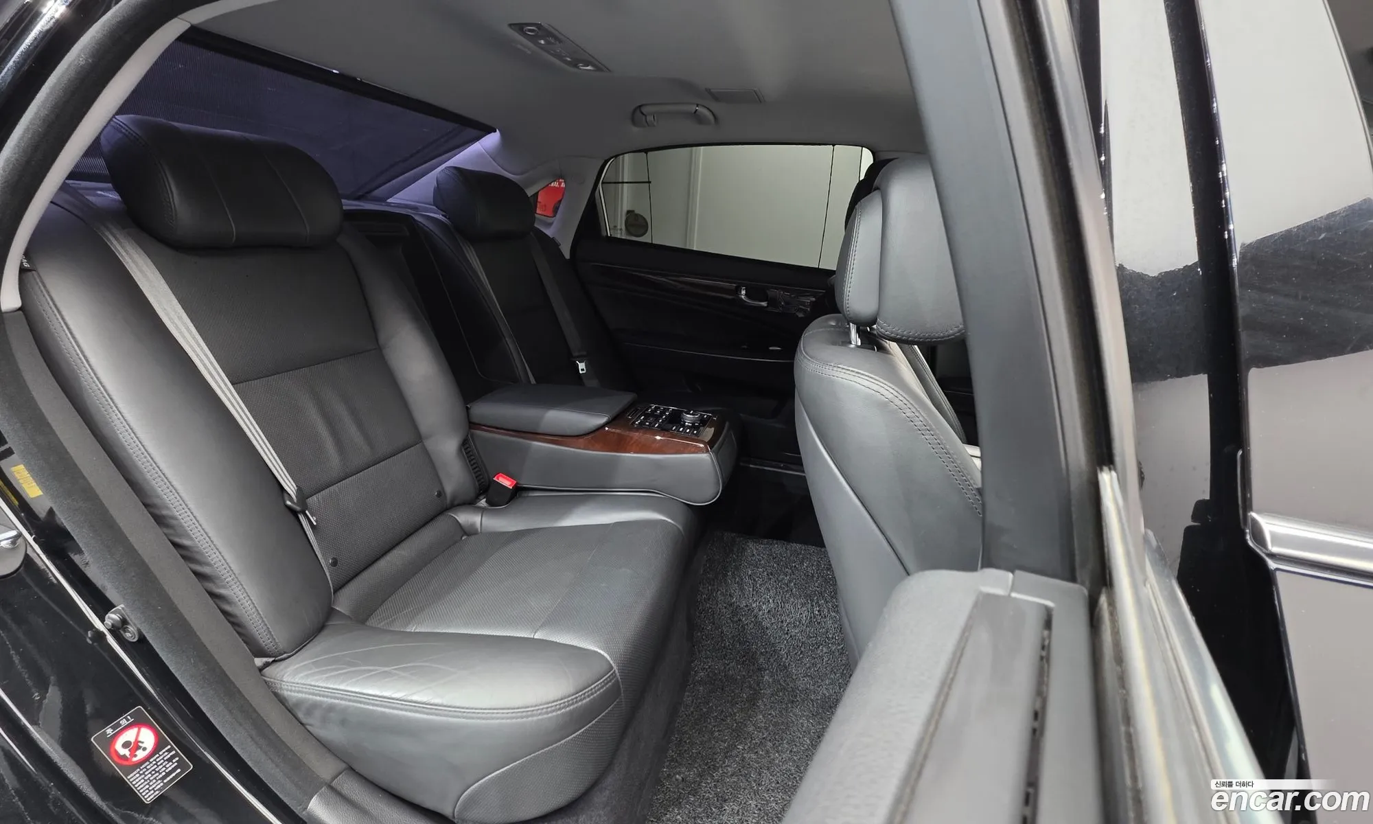 Hyundai Equus 2014 — 15