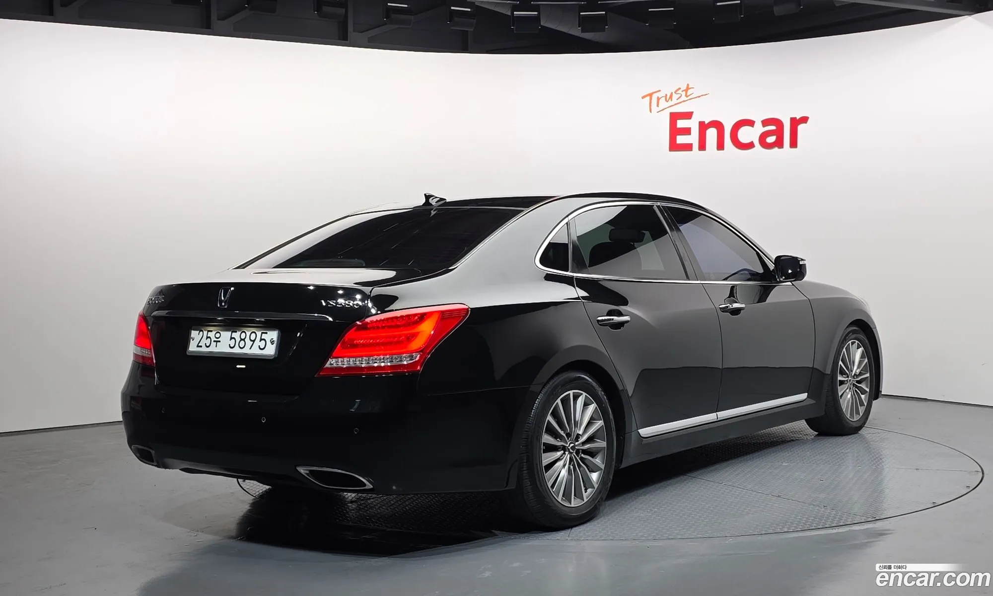 Hyundai Equus 2014 — 3