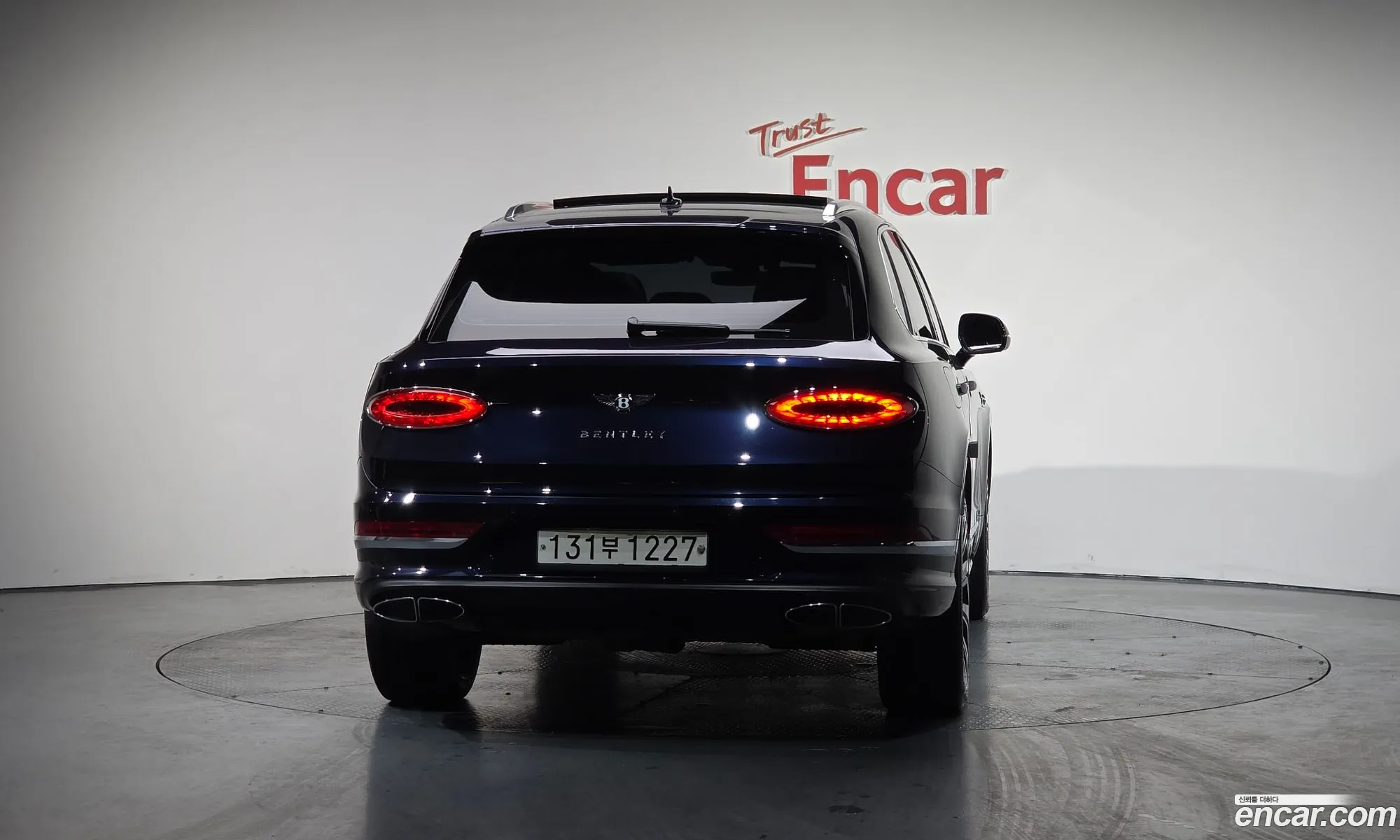 Bentley Bentayga 2022 SJAAM14V3NC012722 — 20