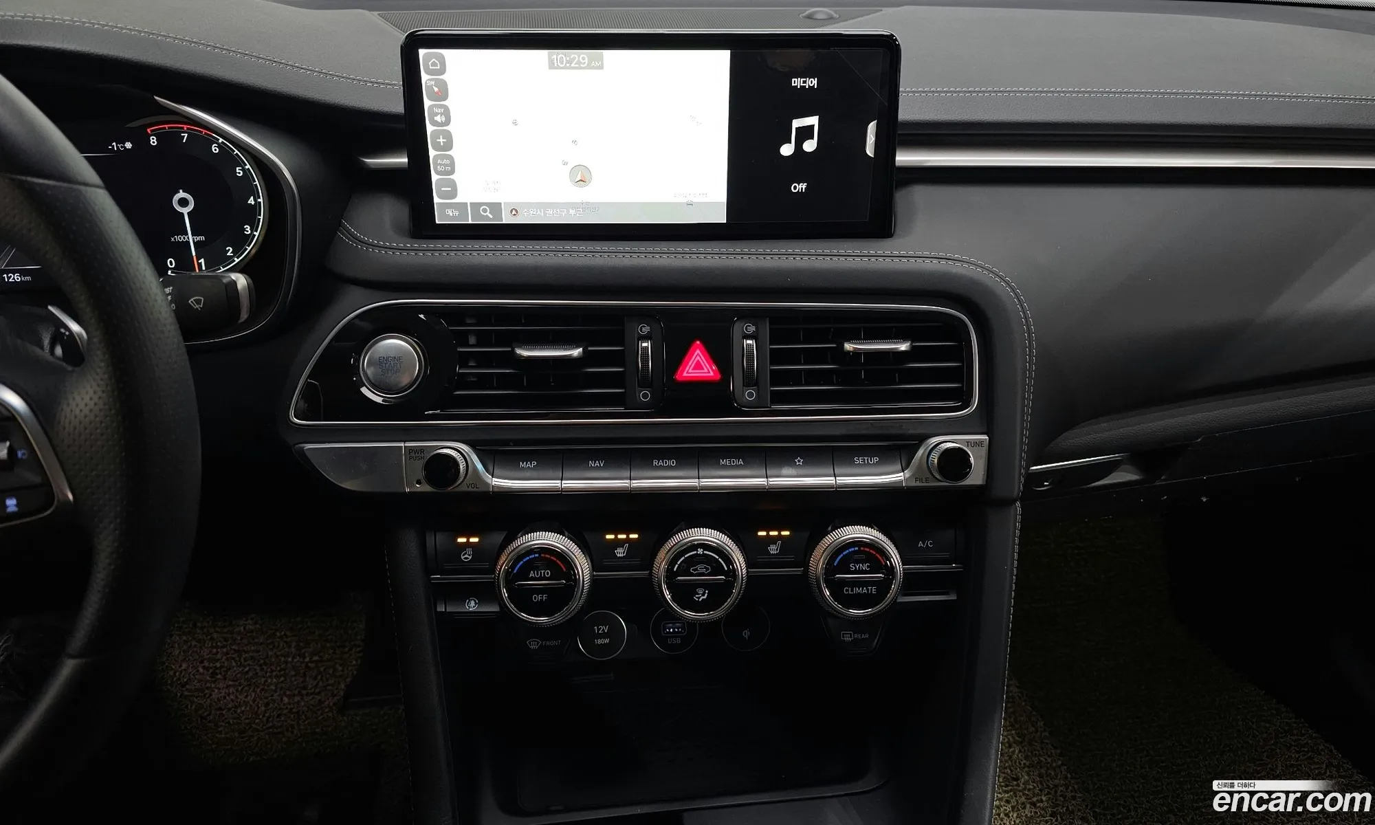 Genesis G70 2020 — 15