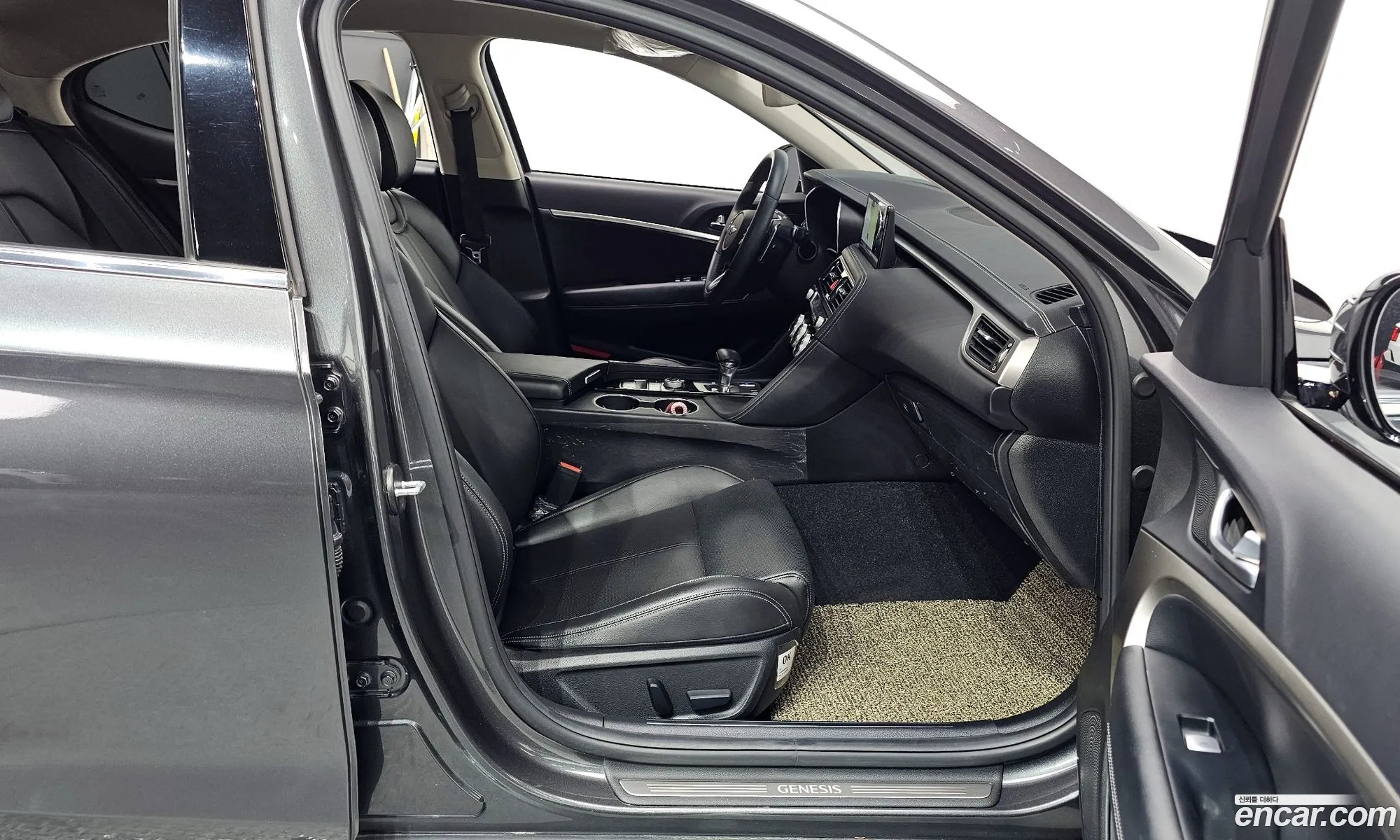 Genesis G70 2020 — 9