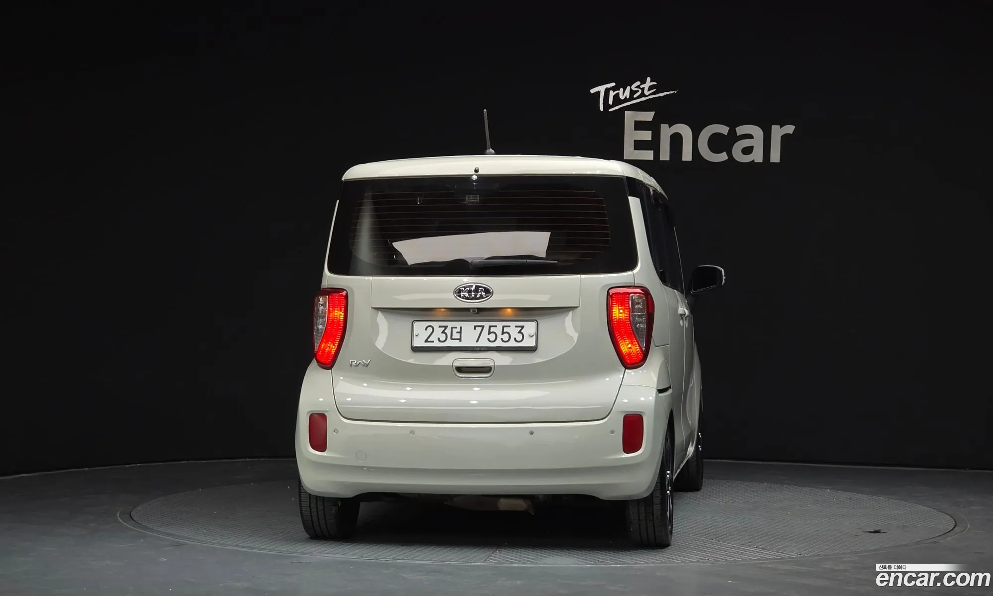 Kia Ray 2012 — 17