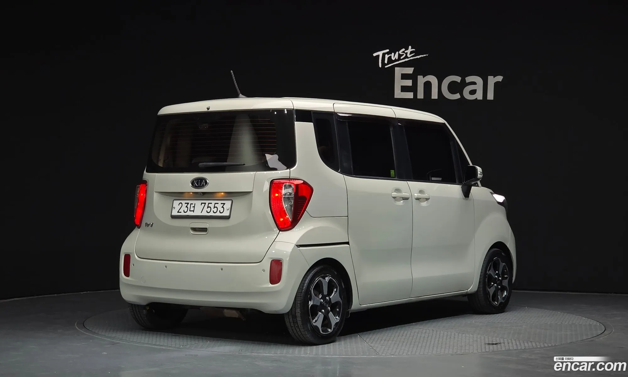 Kia Ray 2012 — 14