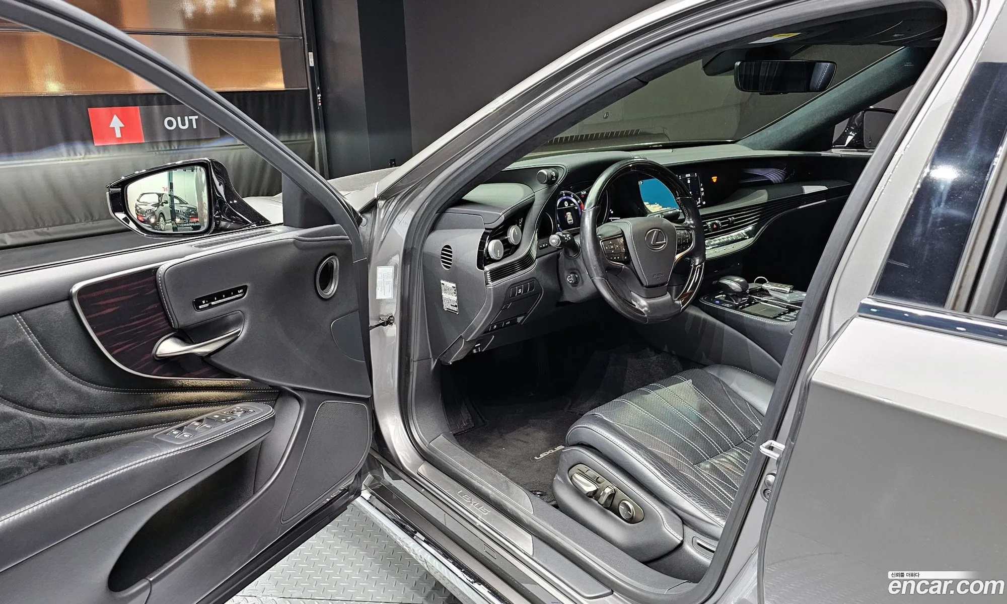 Lexus LS500 2018 — 13