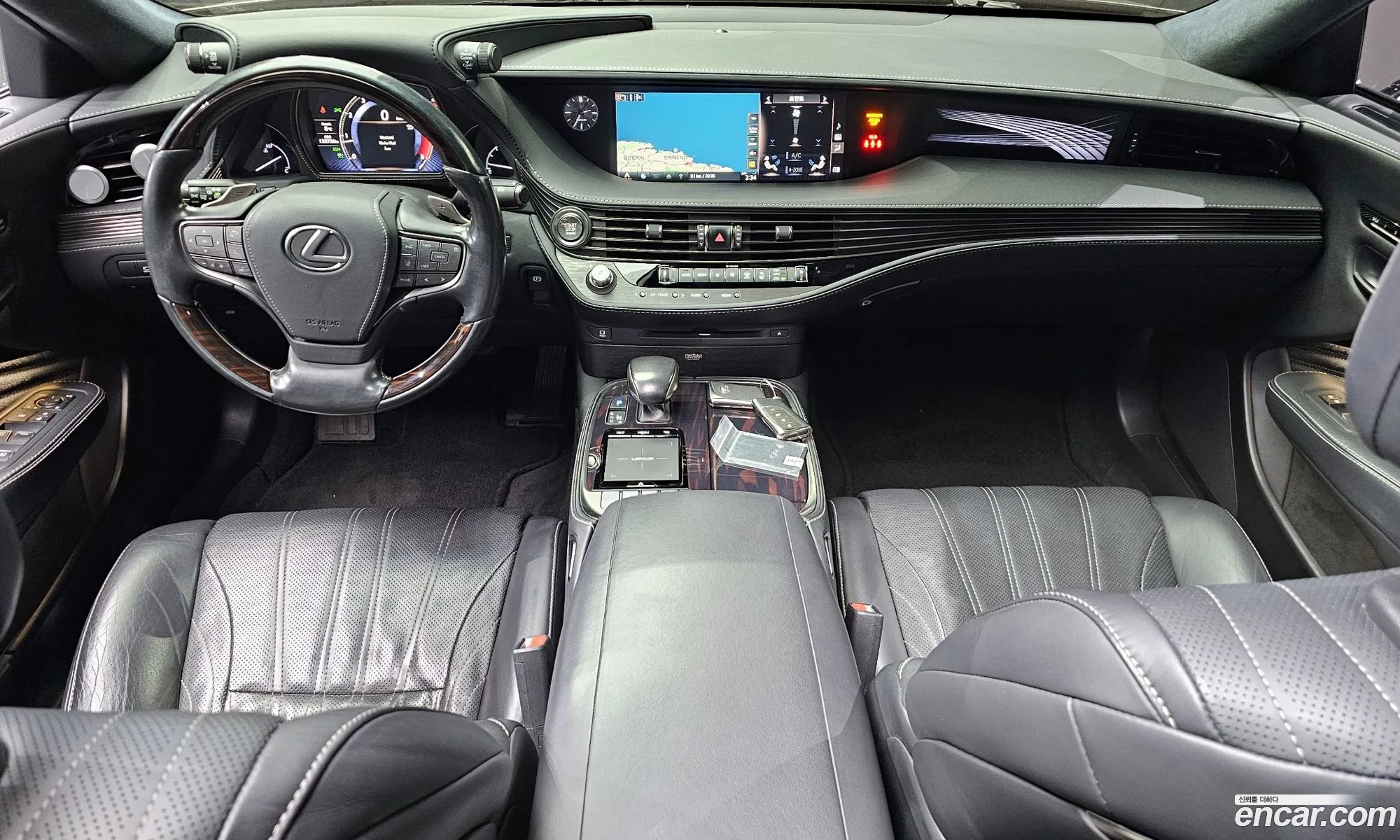 Lexus LS500 2018 — 9