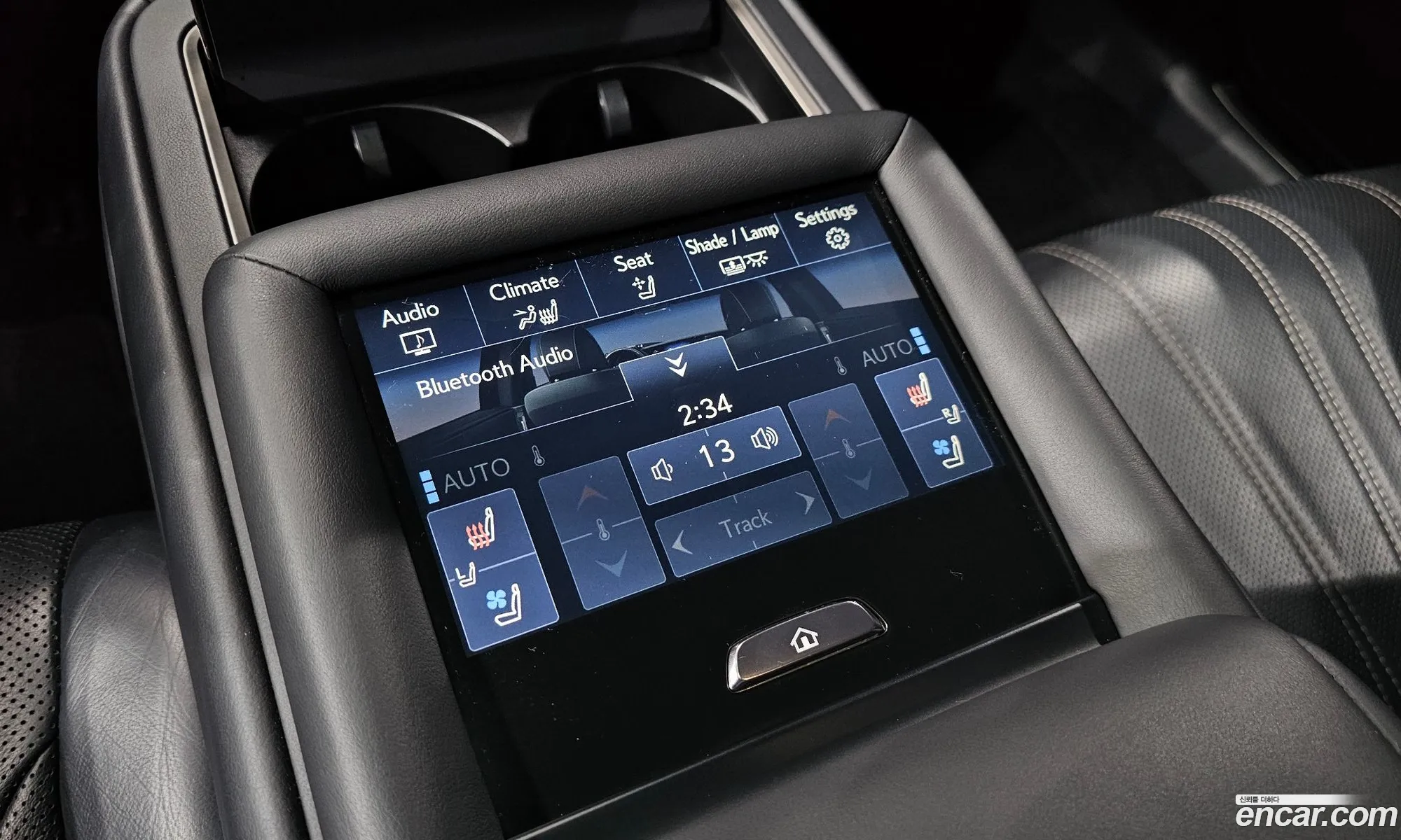 Lexus LS500 2018 — 10