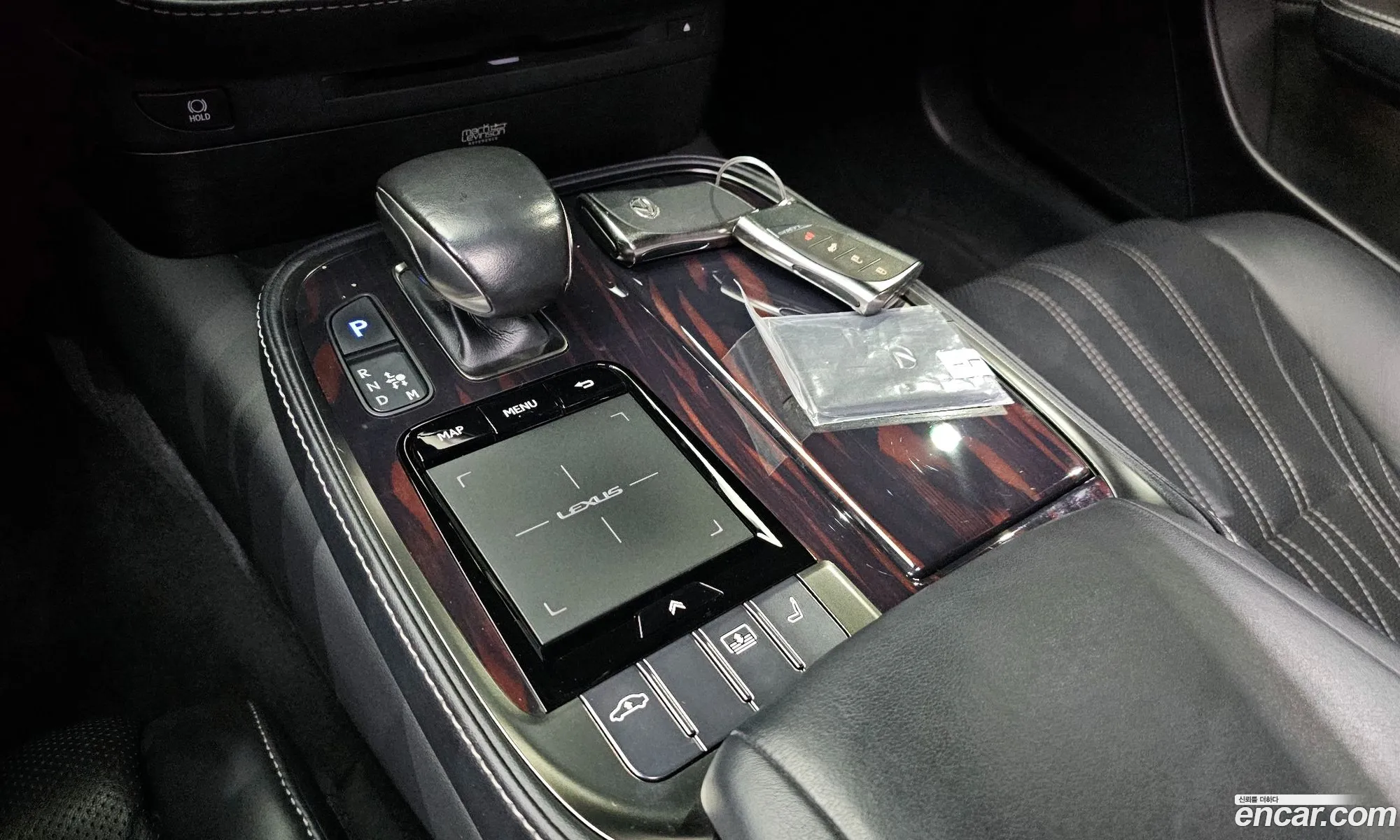 Lexus LS500 2018 — 14