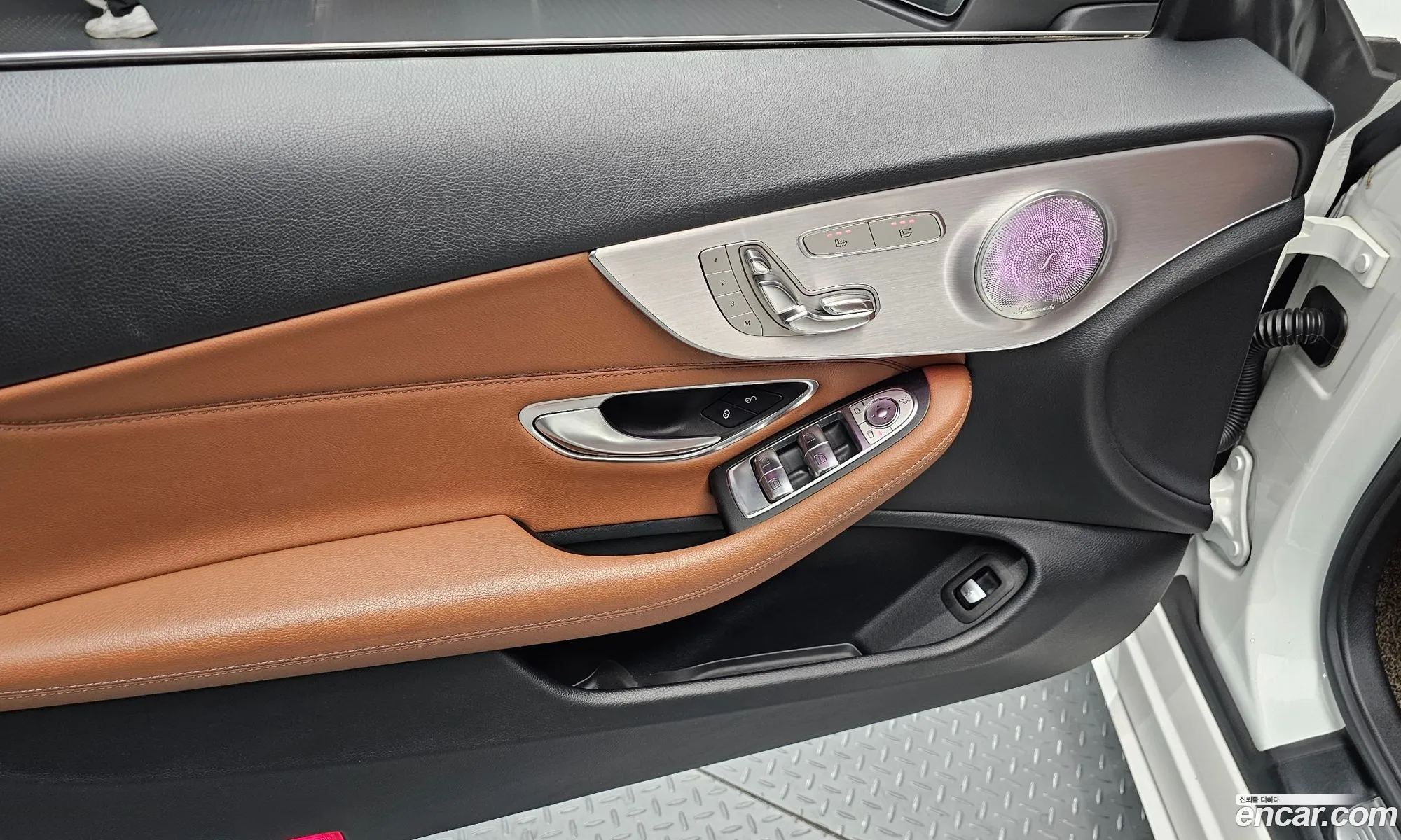 Mercedes-Benz C-Class W205 2019 — 11