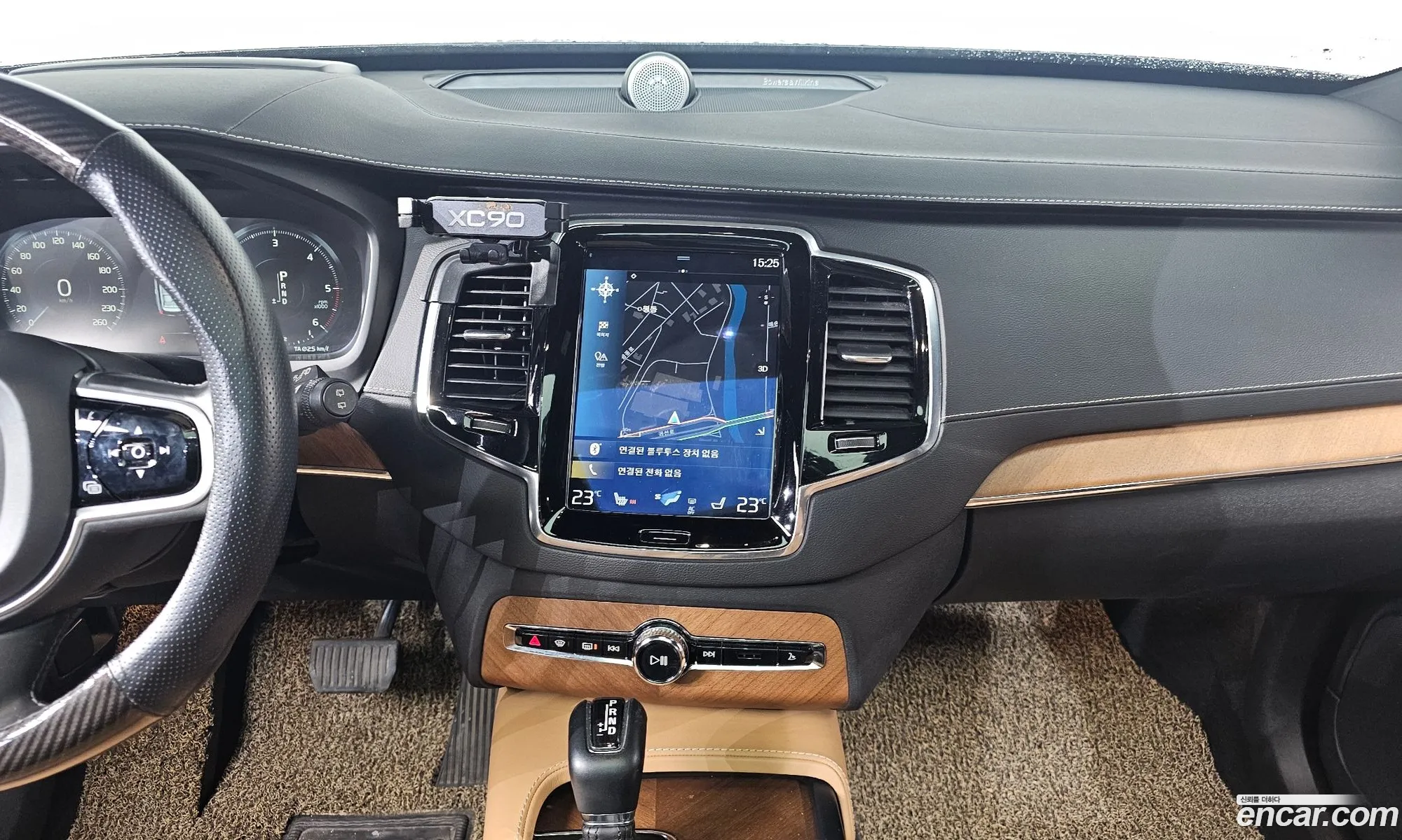 Volvo XC90 2018 — 18