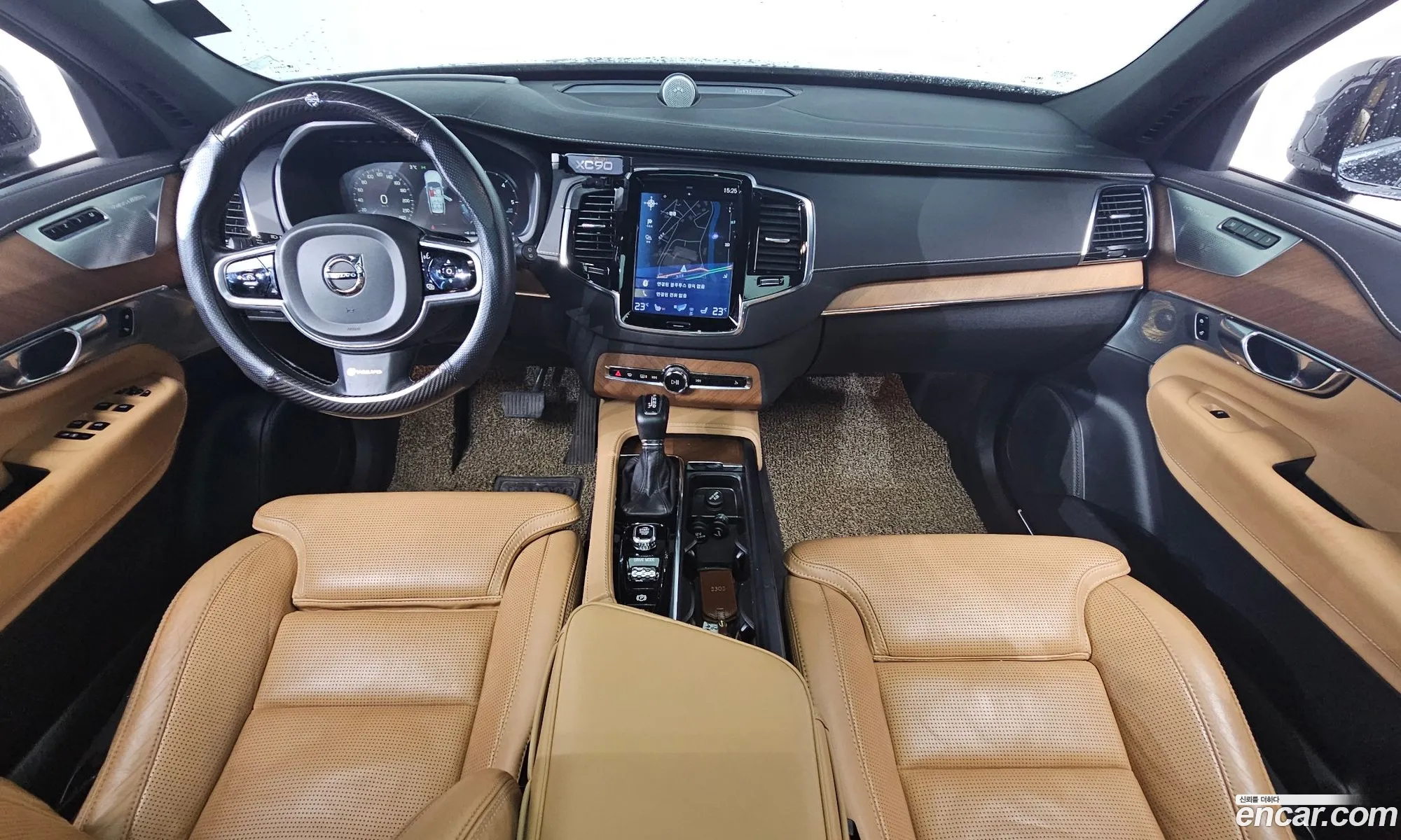 Volvo XC90 2018 — 14