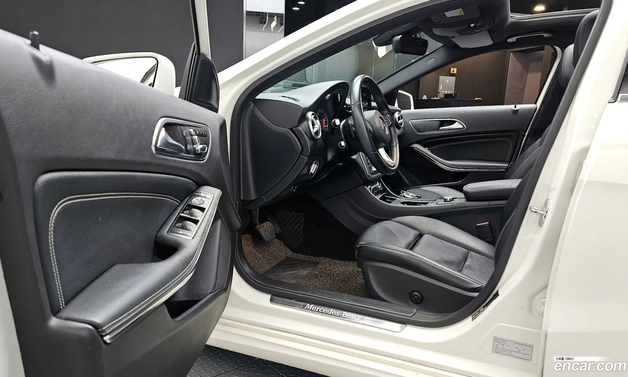 Mercedes-Benz A-Class W176 2018 — 18