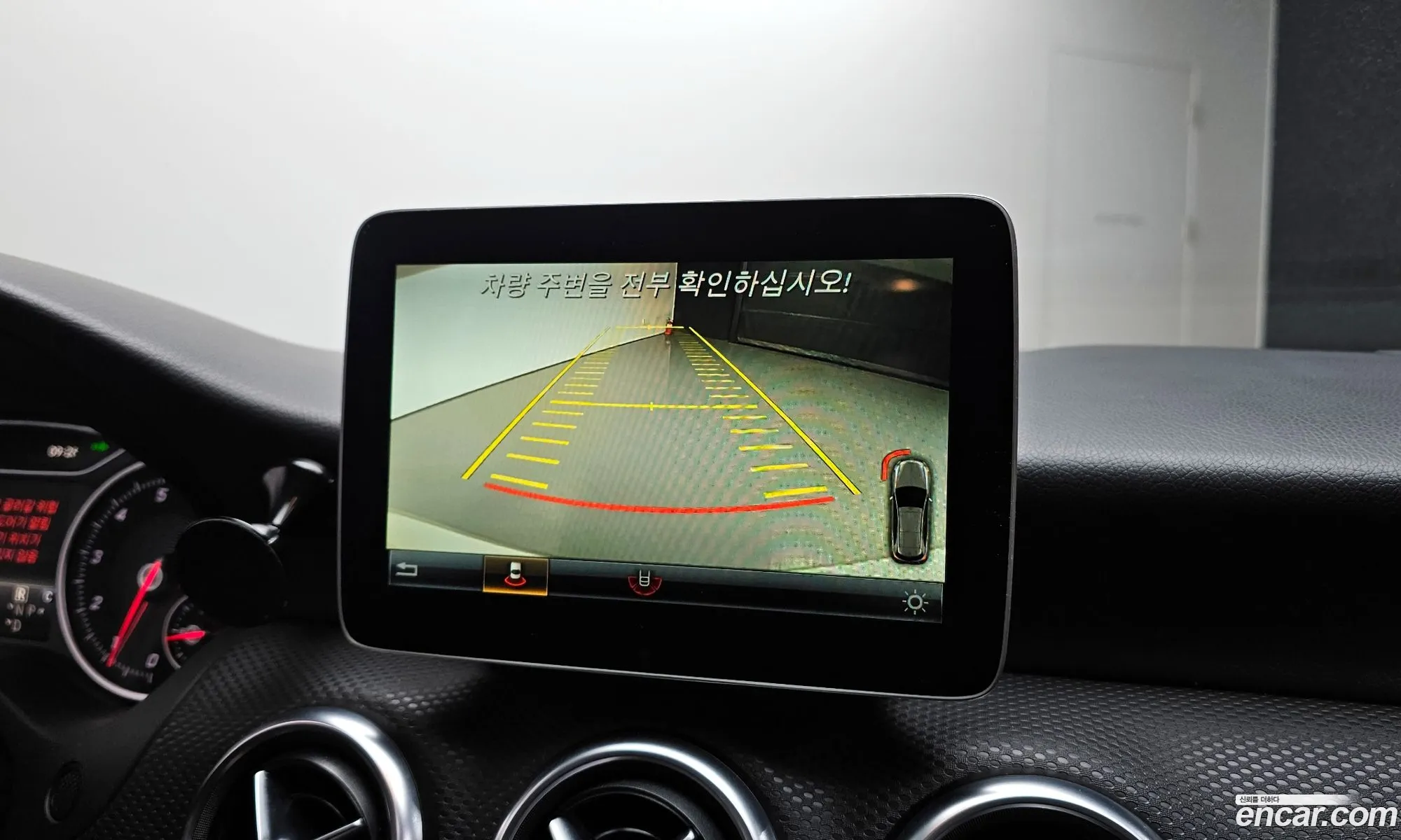 Mercedes-Benz A-Class W176 2018 — 20