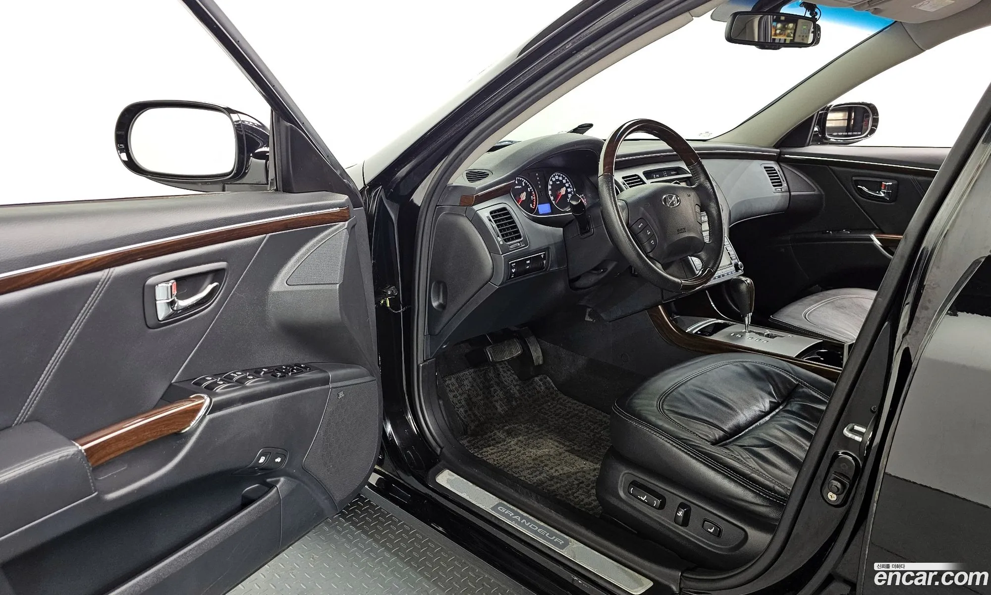 Hyundai Grandeur New Luxury 2009 — 18
