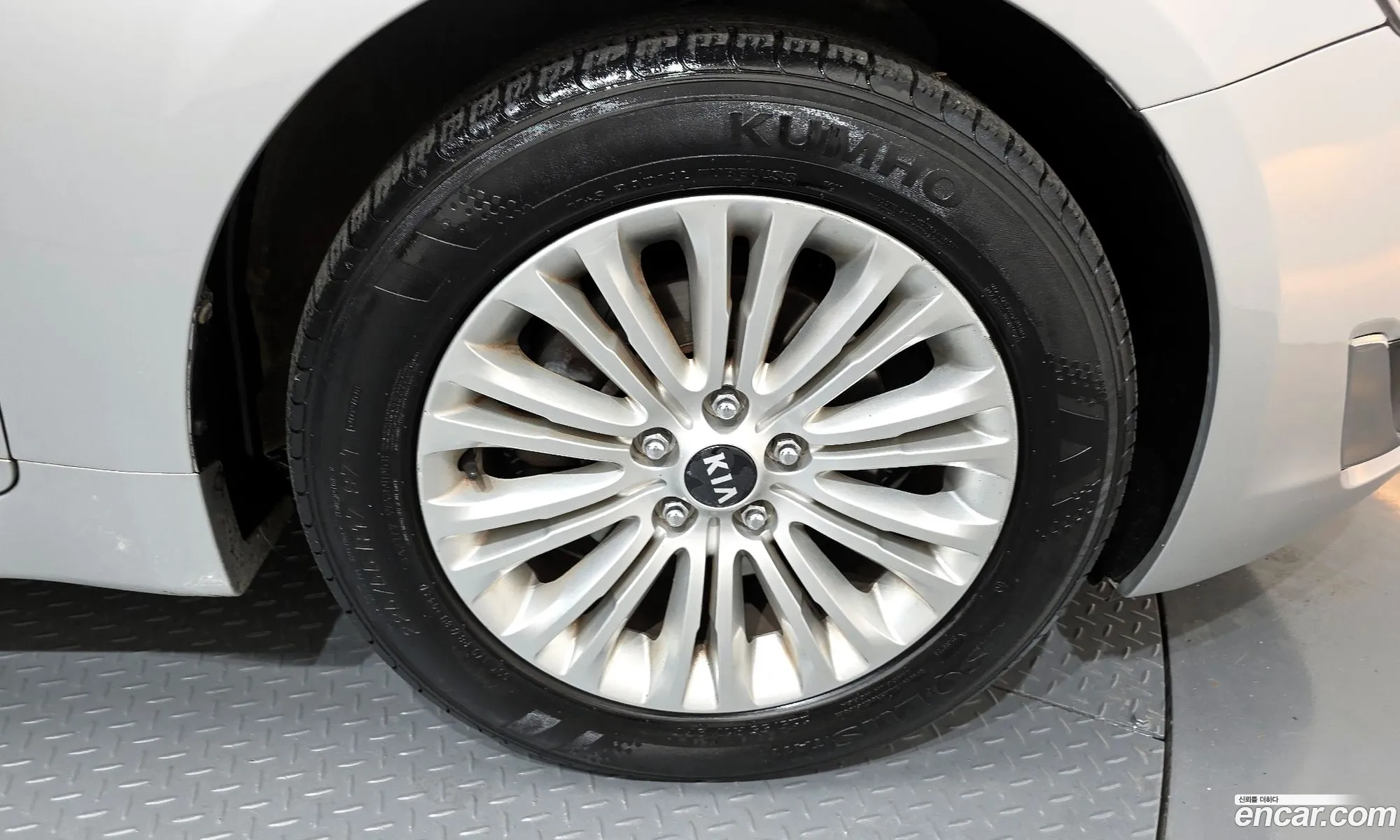 Kia K7 2013 — 18