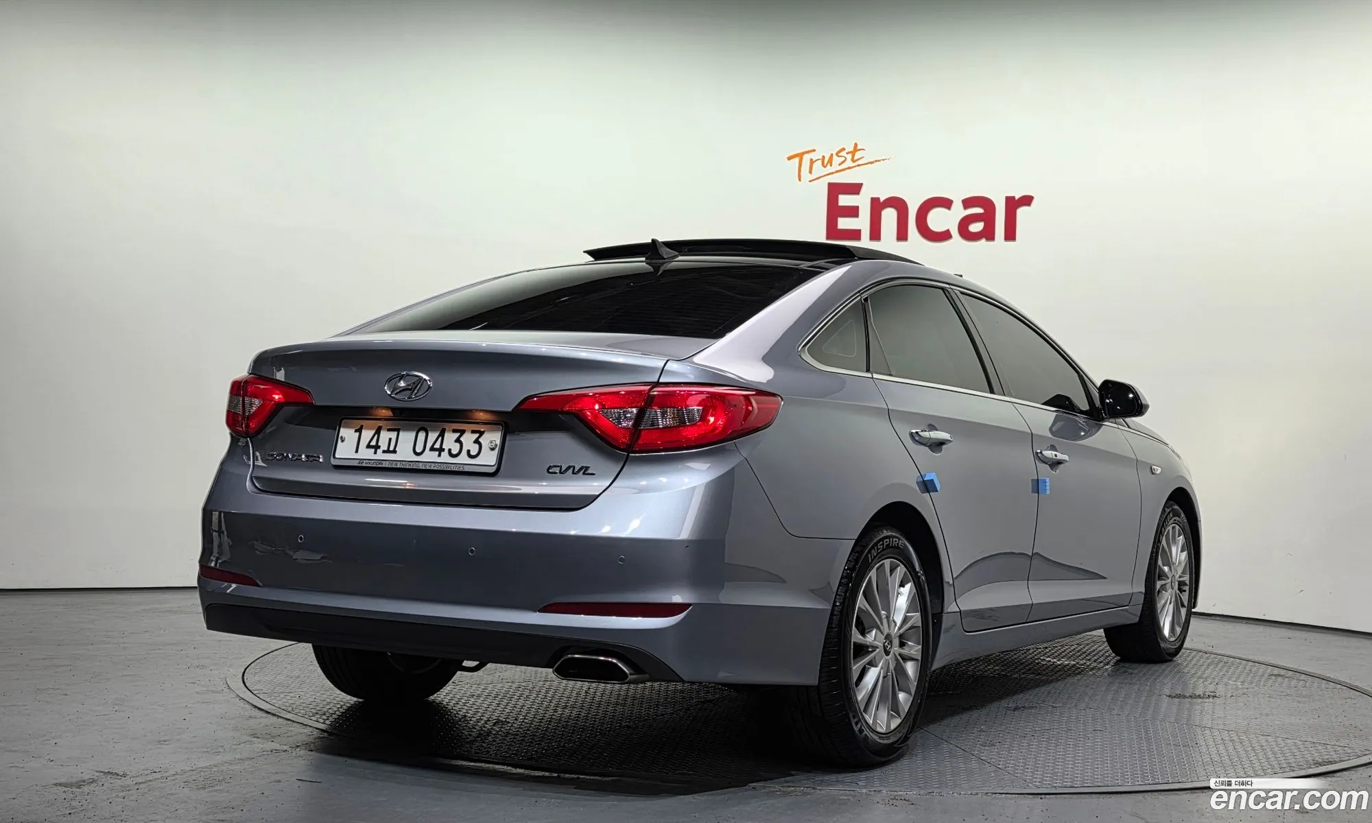 Hyundai LF Sonata 2016 — 14