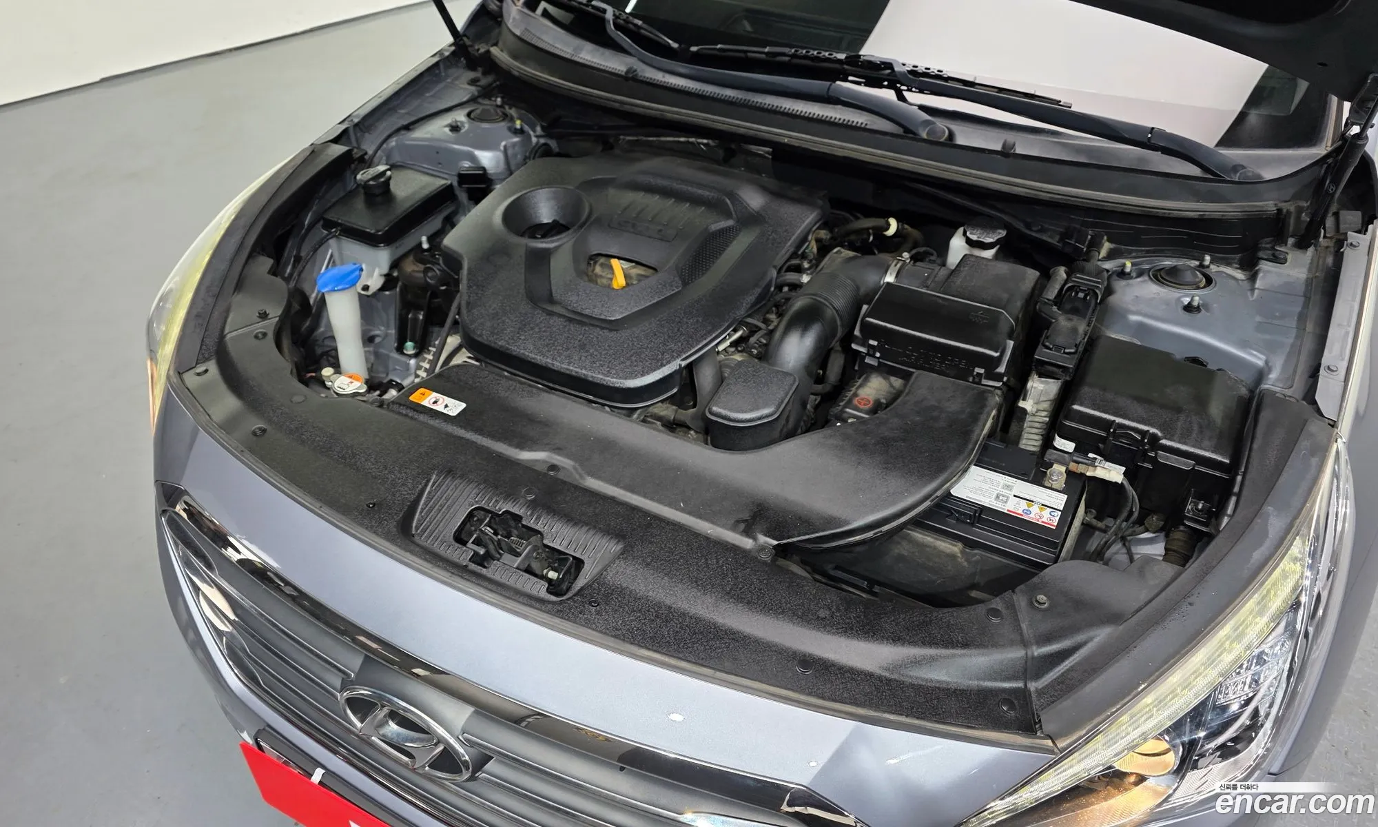 Hyundai LF Sonata 2016 — 2