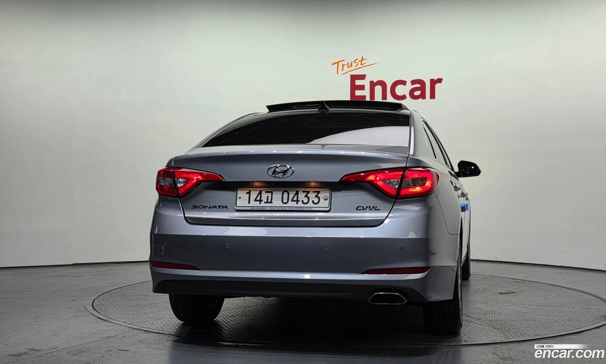 Hyundai LF Sonata 2016 — 10