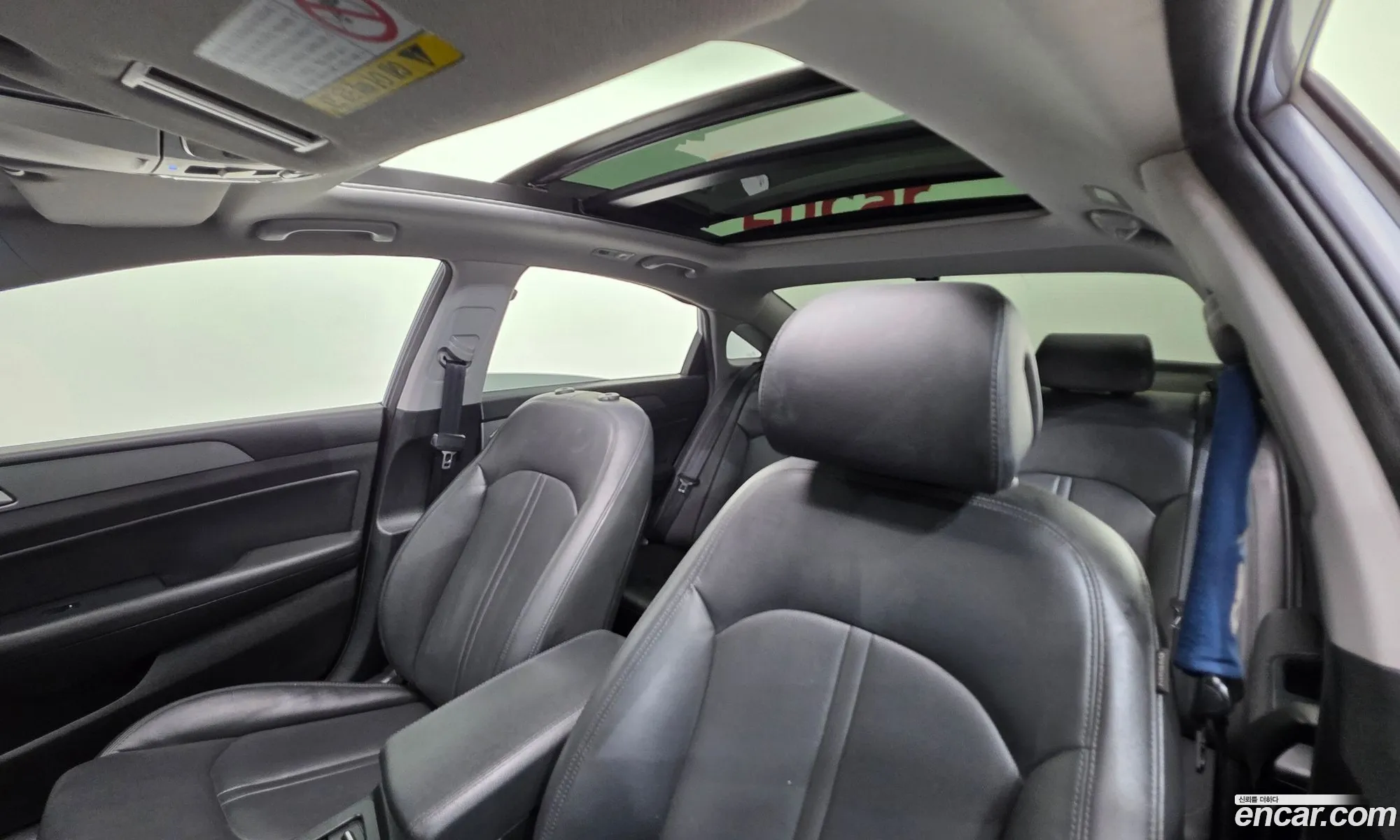 Hyundai LF Sonata 2016 — 19