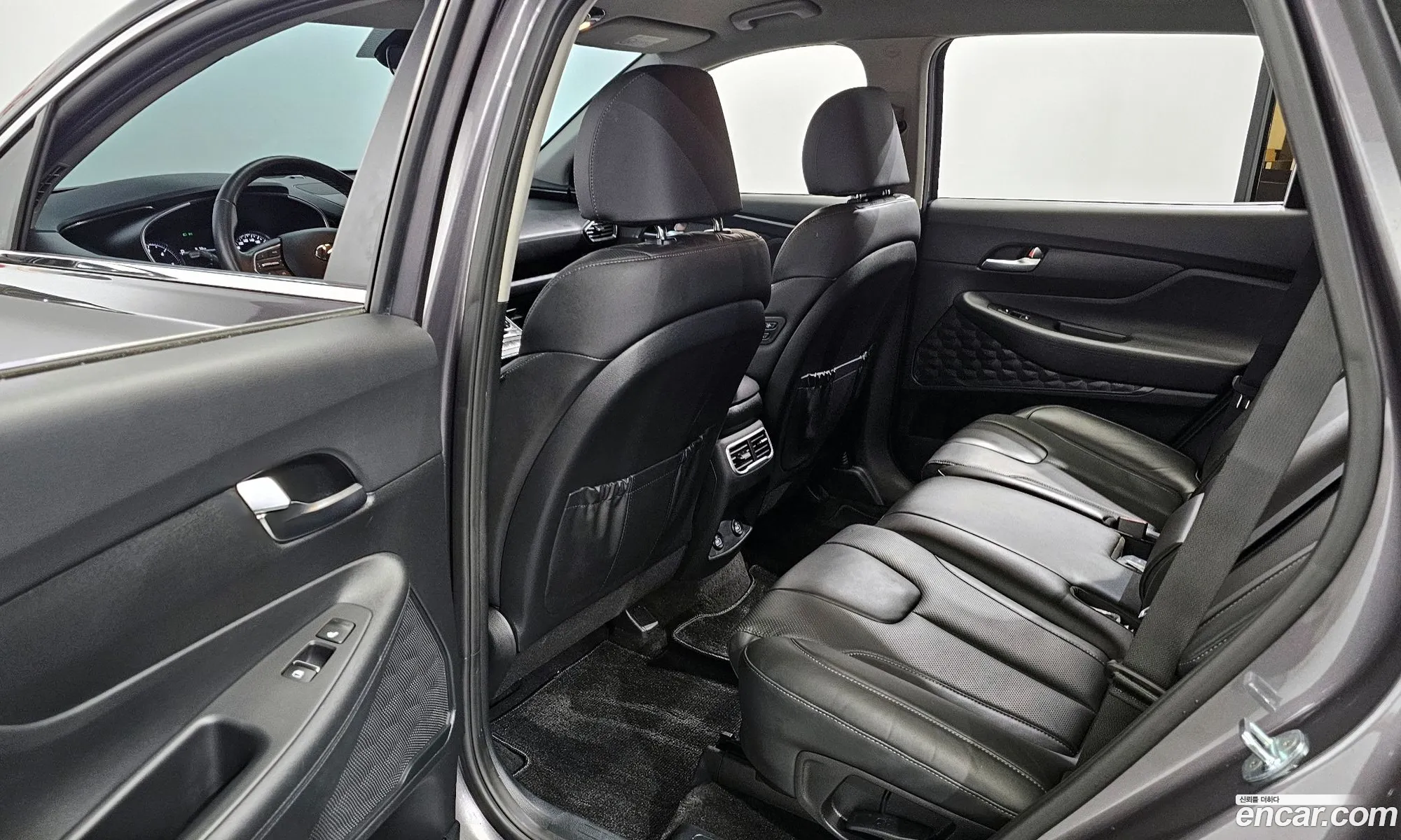 Hyundai Santa Fe 2022 — 2