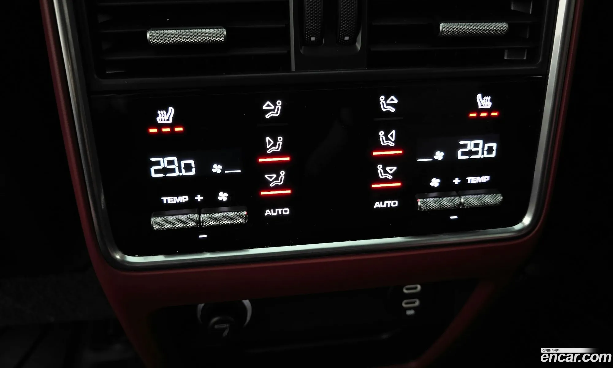 Porsche Cayenne 2021 — 12