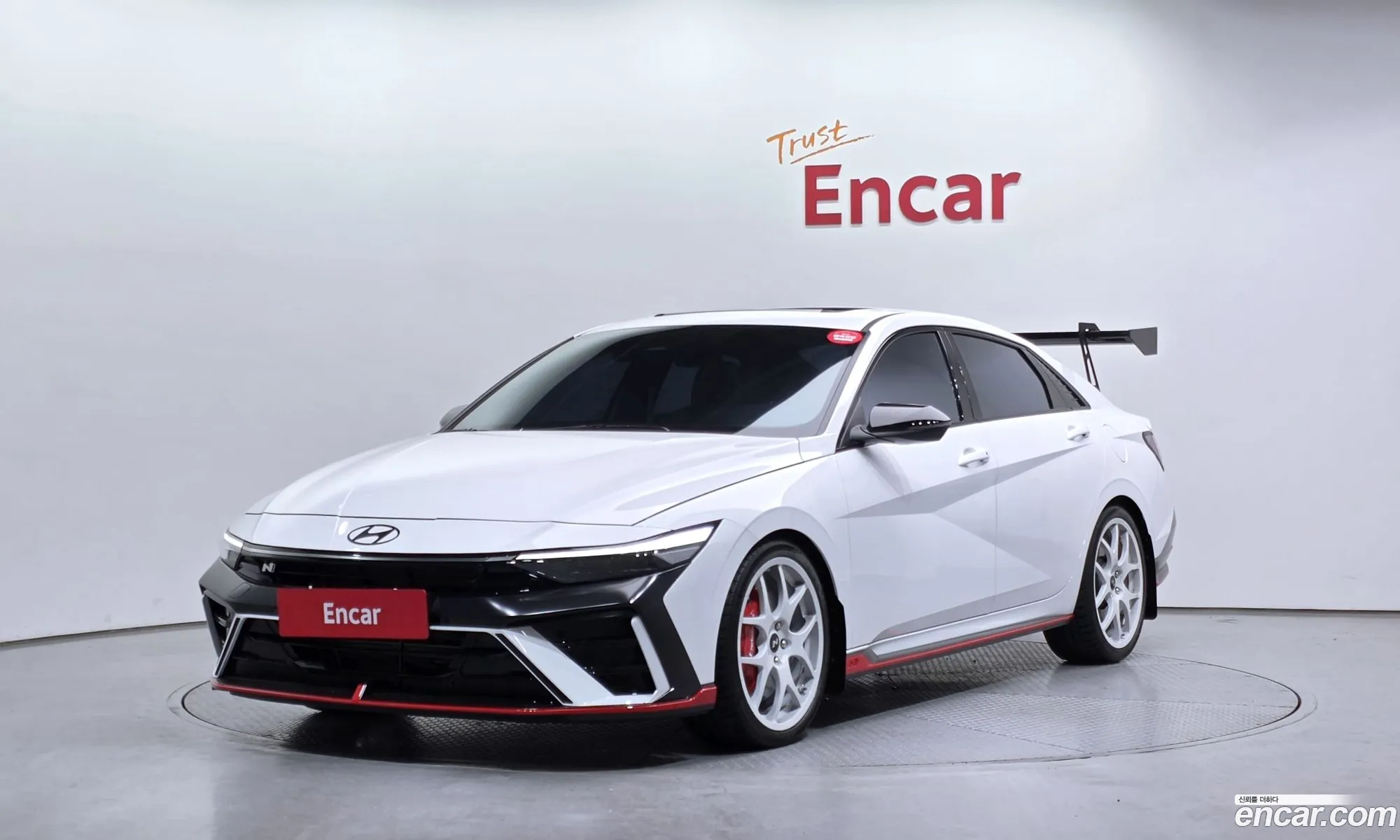 Hyundai Elantra 2025 — 10